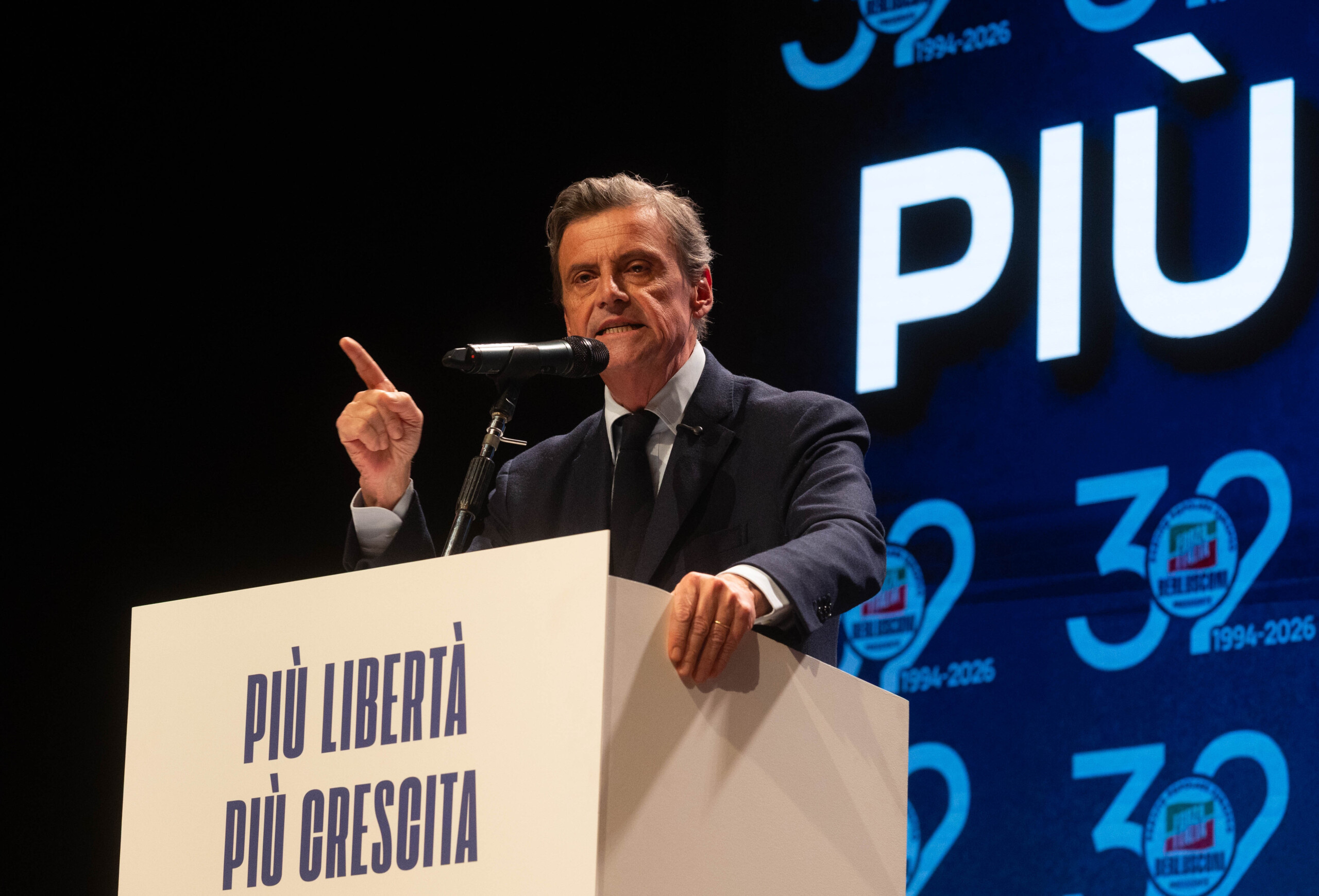 calenda salvini meets repeat offender at the ministry he must resign scaled