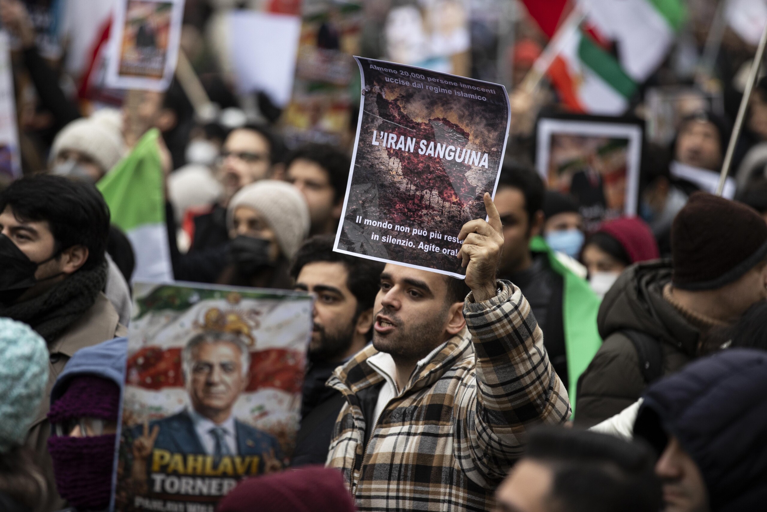 iran media over 36000 deaths in crackdown on protests scaled