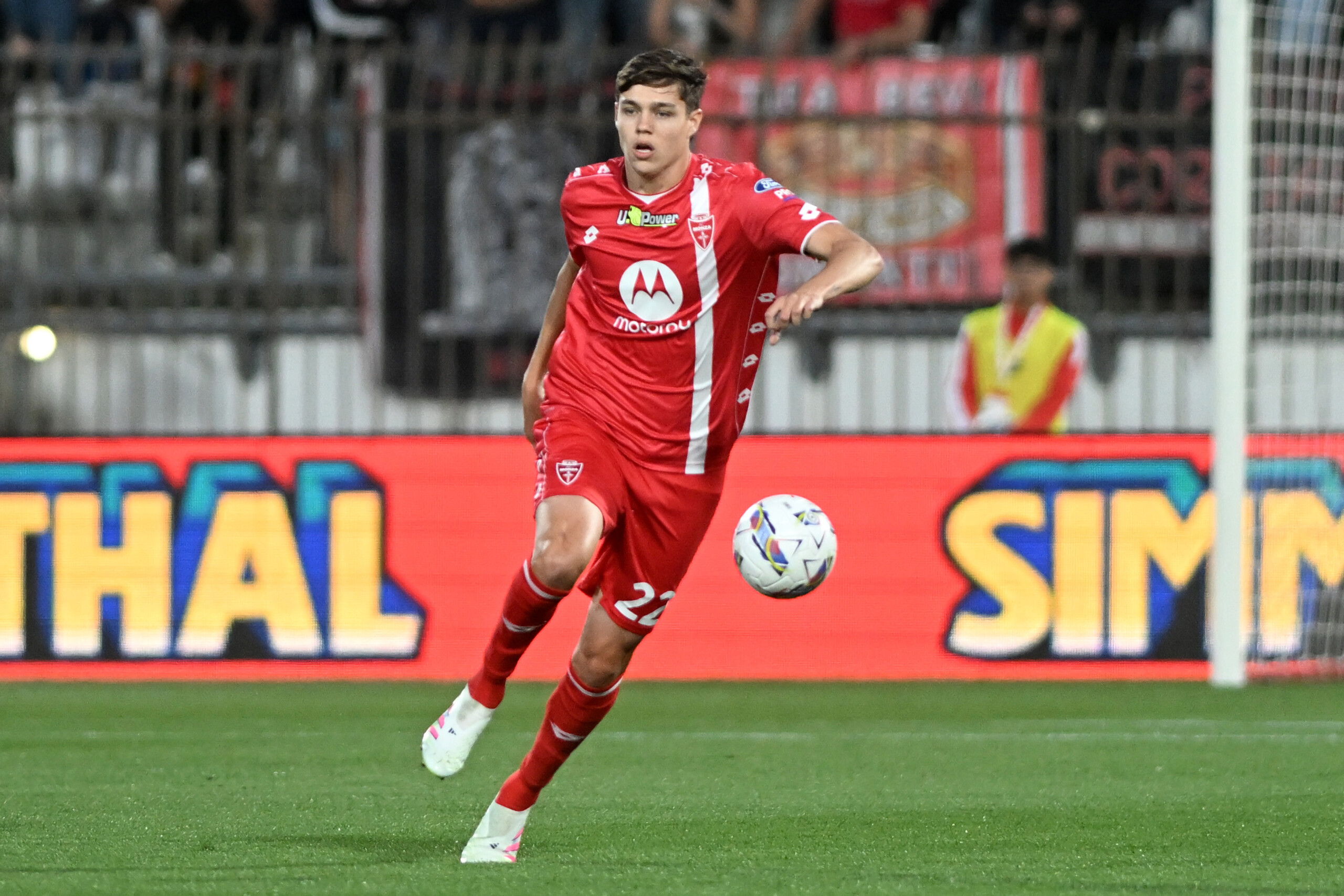 football inter official sale of palacios to estudiantes de la plata scaled