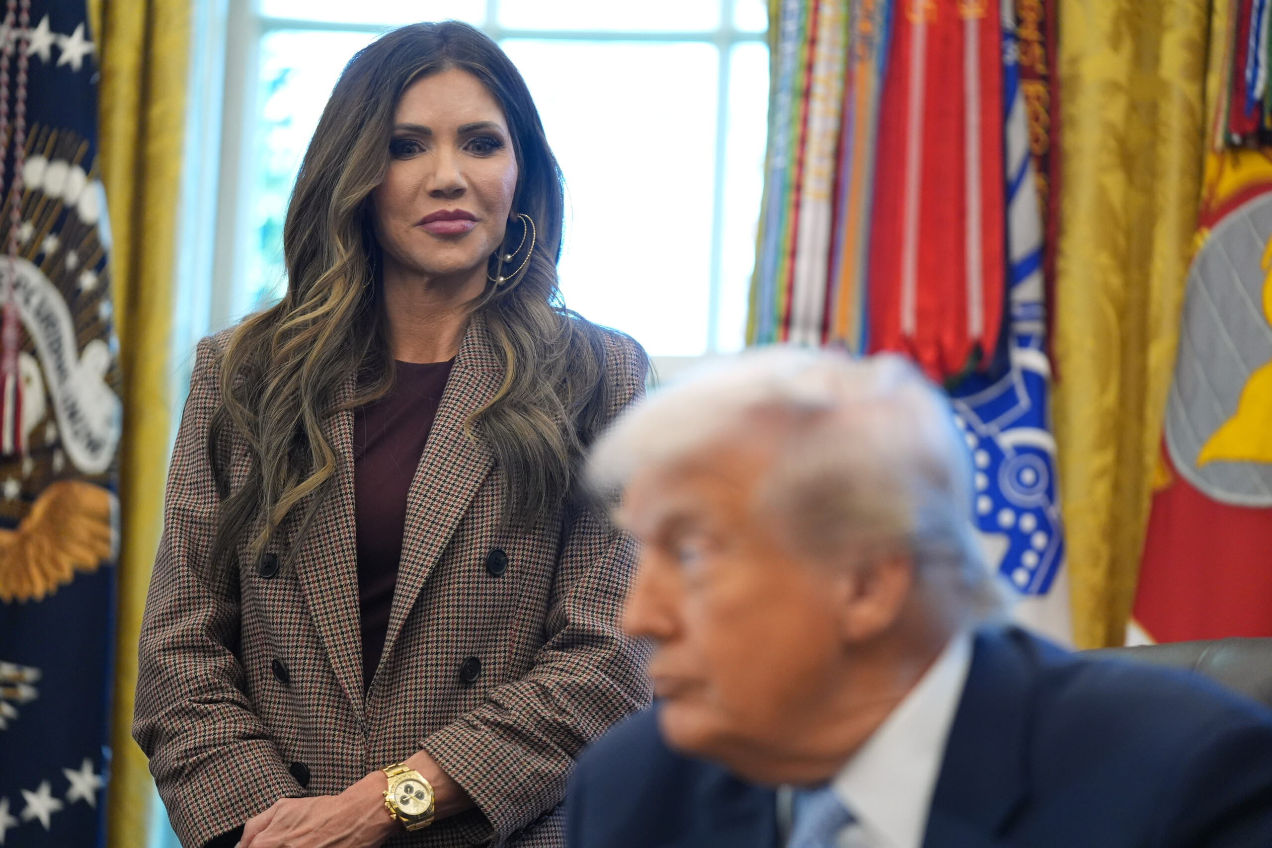 USA, media: "Two-hour Trump–Noem meeting amid controversy over Minneapolis shooting" 1 usa media two hour trump noem meeting amid controversy over minneapolis shooting scaled