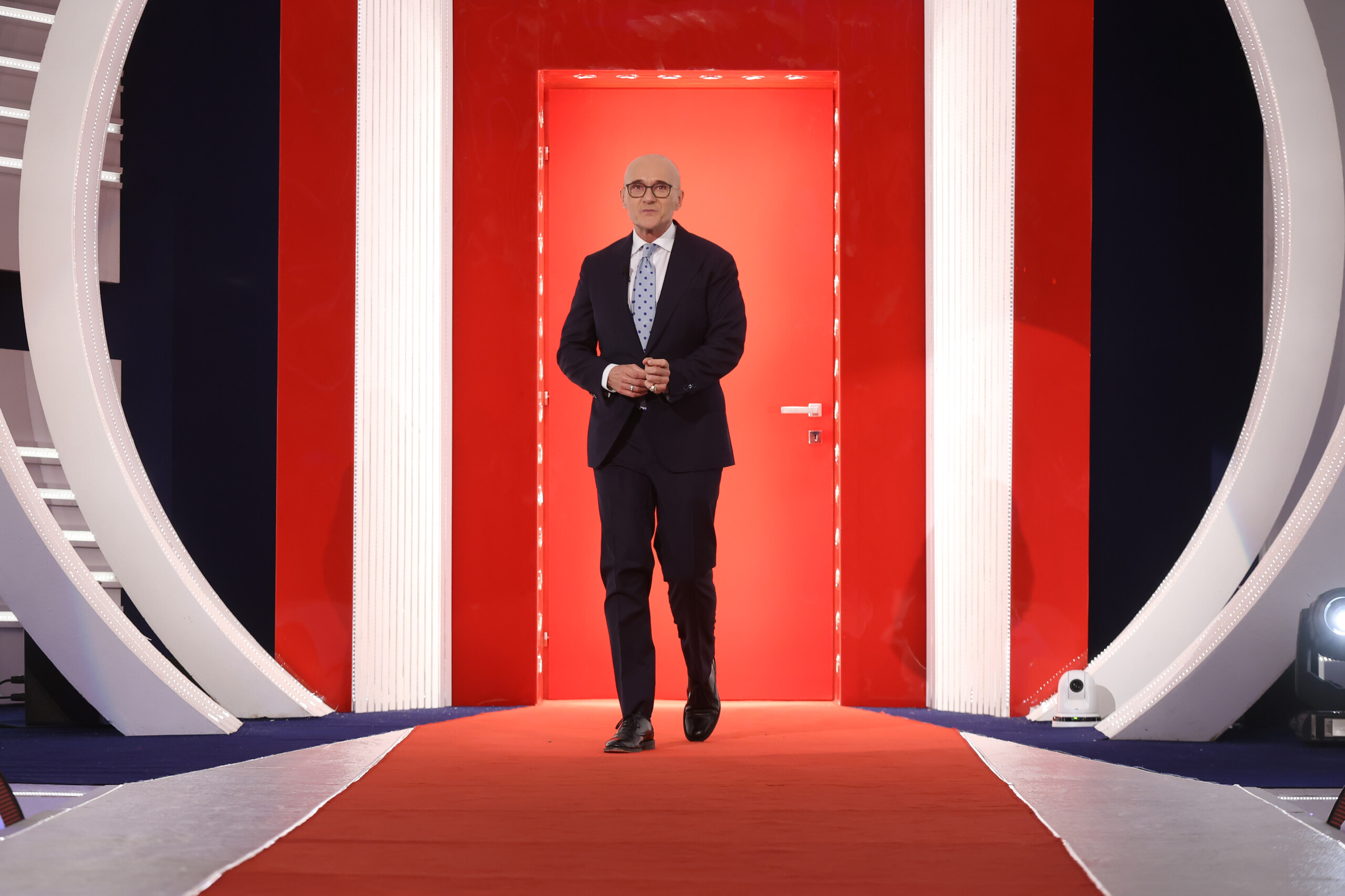 signorini case google managers investigated for receiving stolen goods from chats scaled