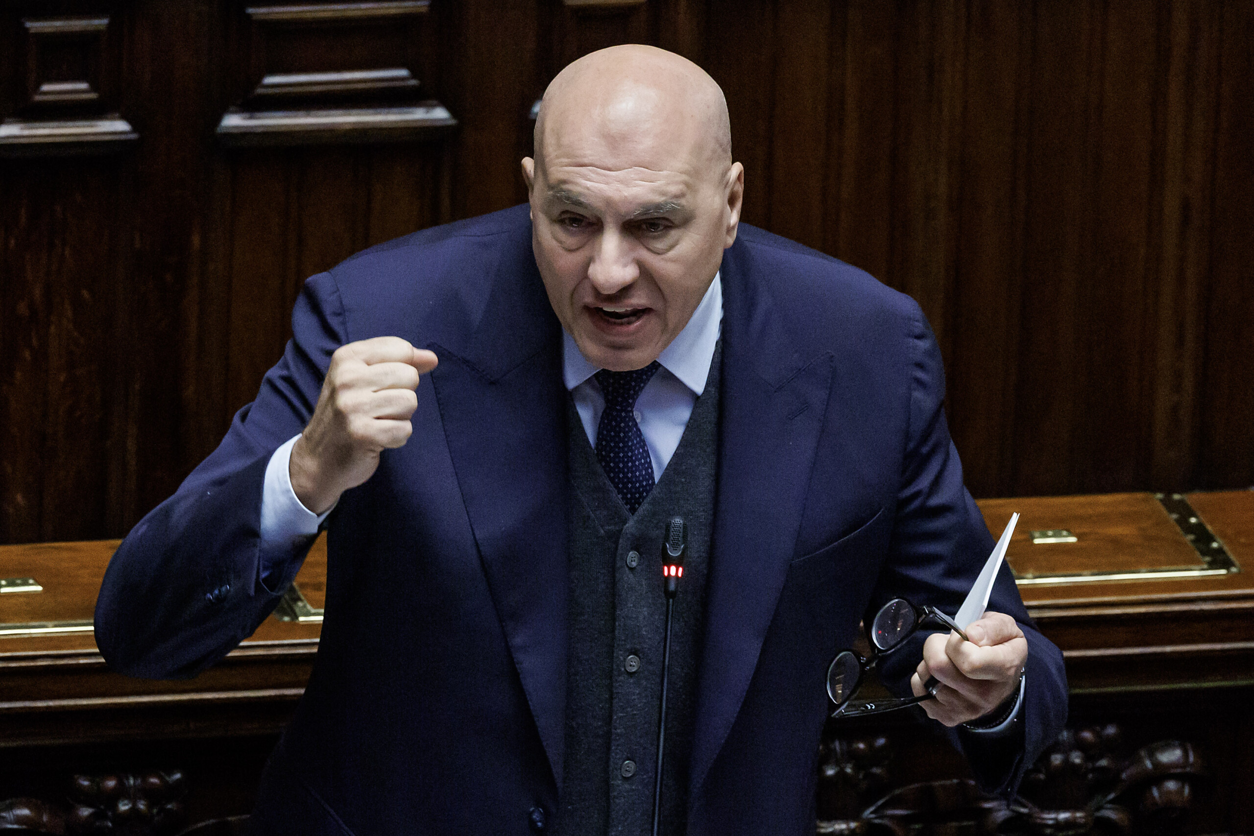 clashes in turin crosetto not protesters but armed gangs scaled