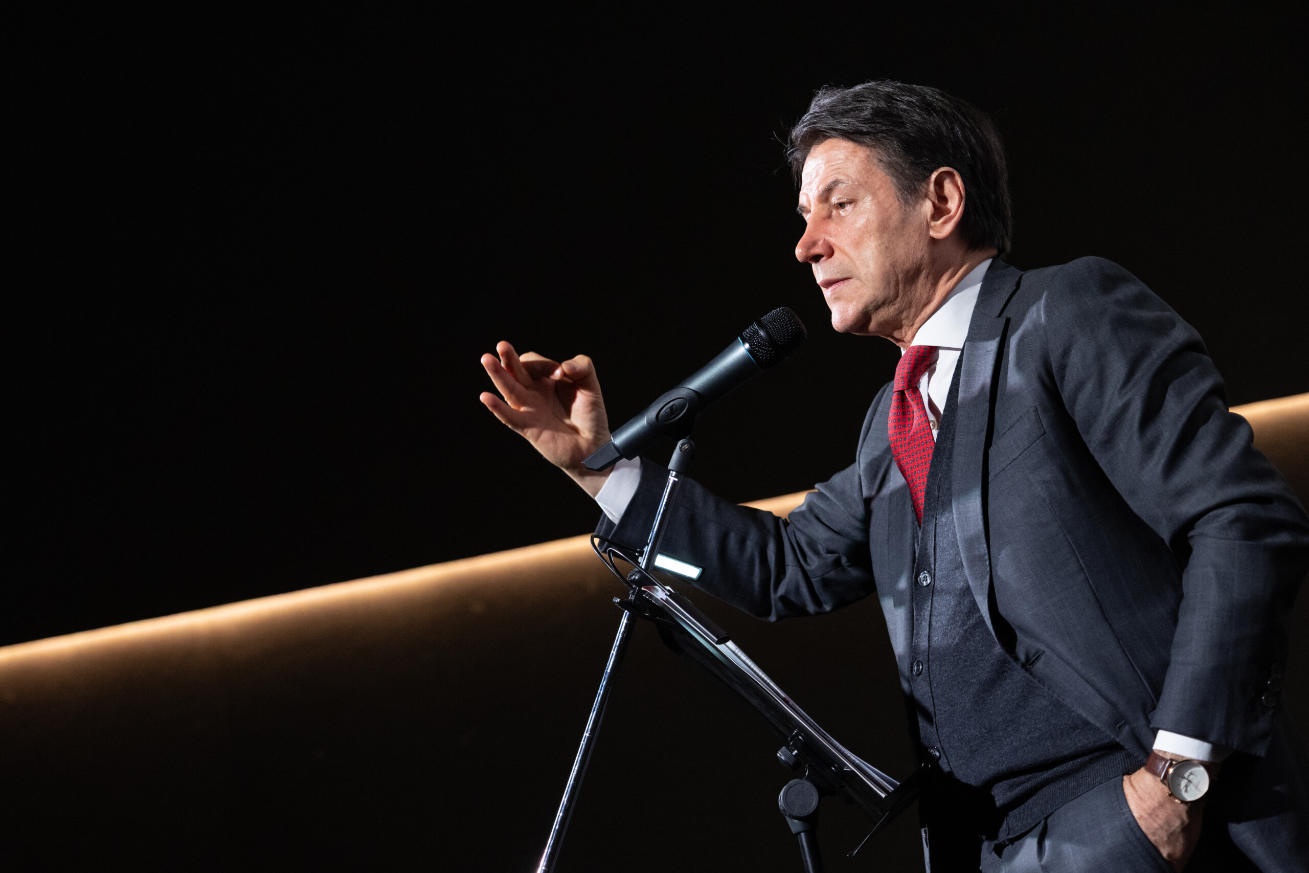 security conte the government is doing propaganda with uniforms scaled