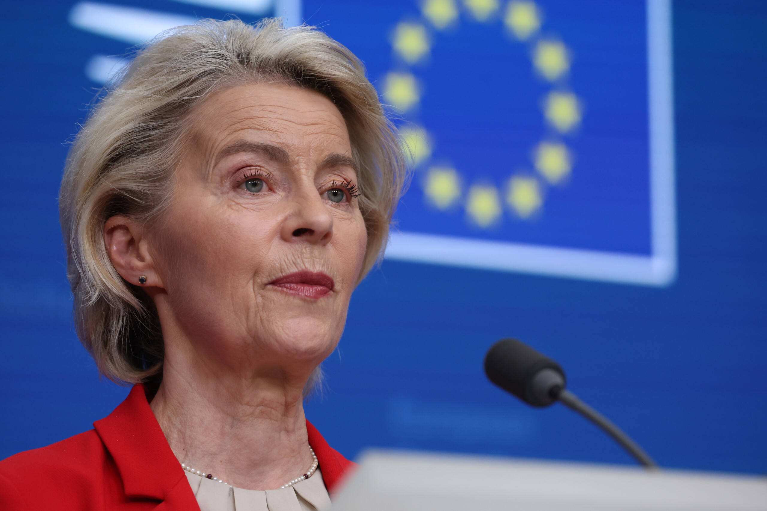 ukraine von der leyen sanctions are working approve them for 24 february scaled