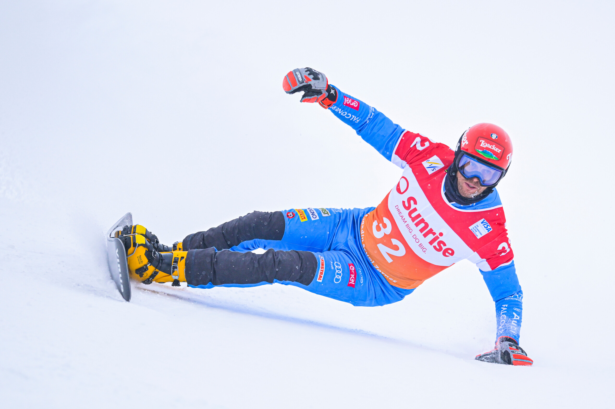 milan cortina fischnaller and march lead the first run of the pgs snowboard event scaled