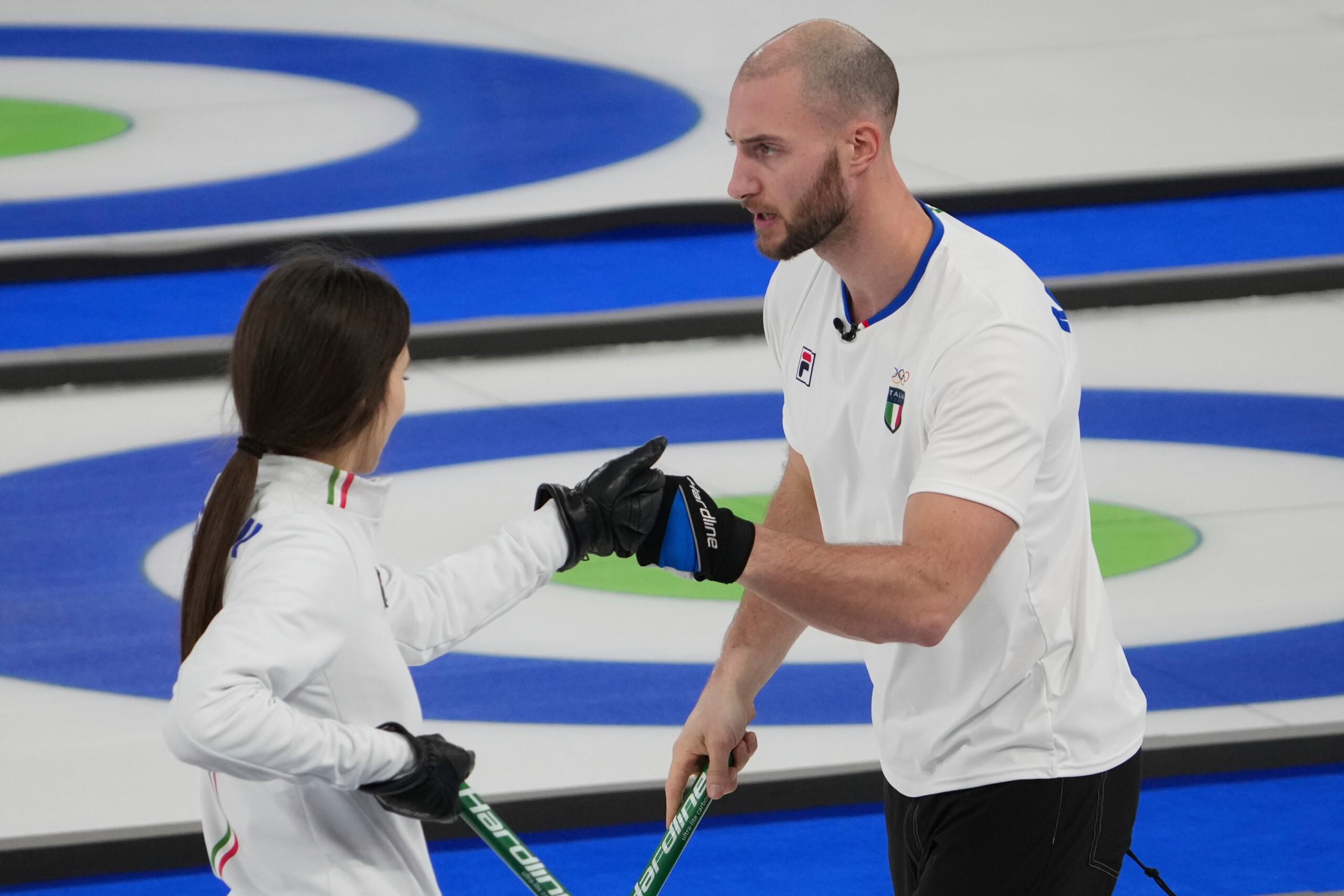 milan cortina italy wins bronze in mixed doubles curling great britain defeated scaled