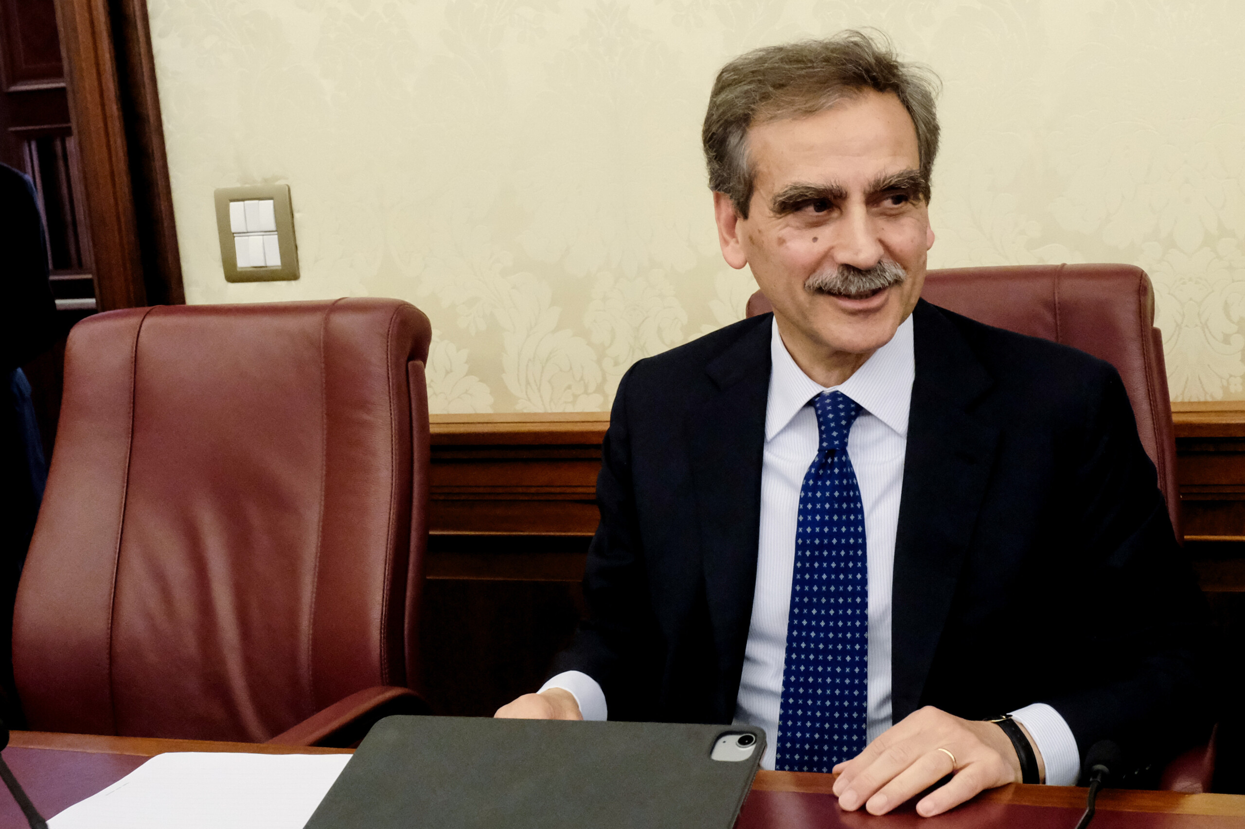 mps lovaglio smooth integration with mediobanca constructive work scaled