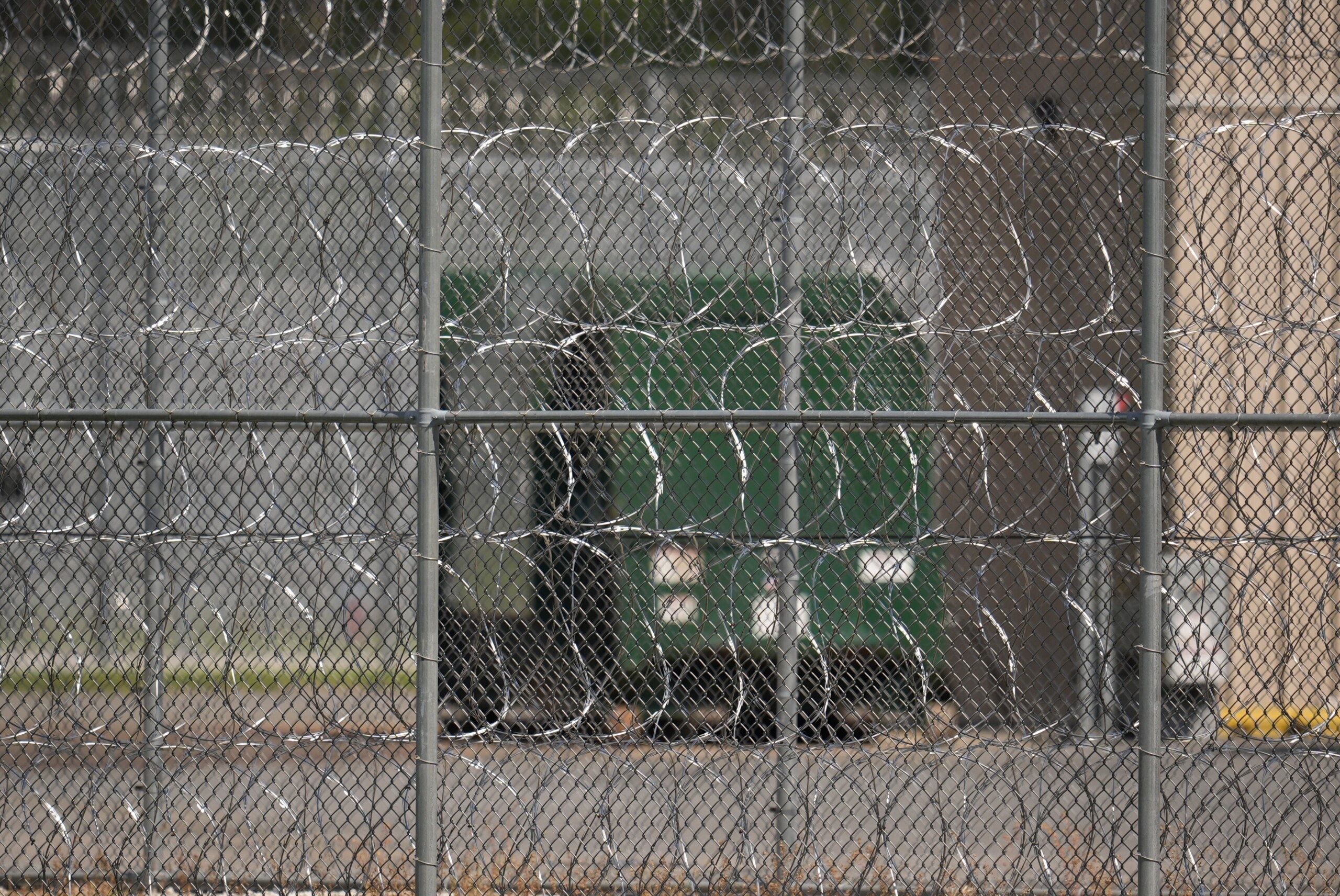 usa ice will invest 38 3 billion dollars in migrant centers scaled