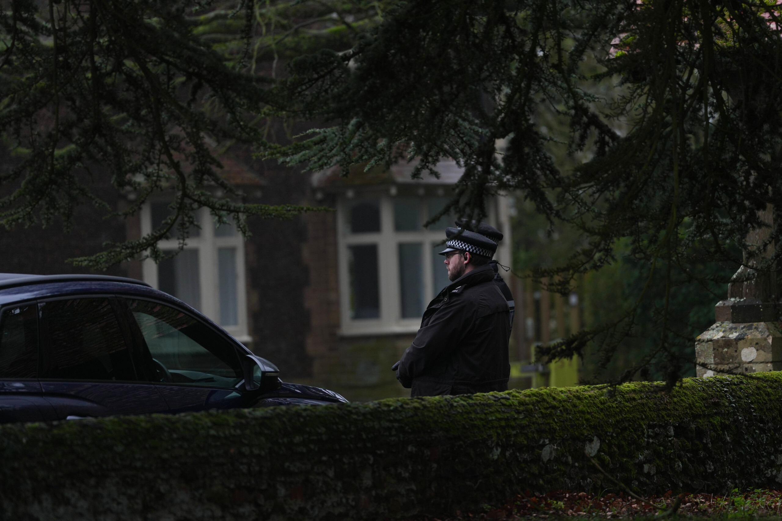 Former Prince Andrew released after 12 hours of questioning 1 former prince andrew released after 12 hours of questioning scaled