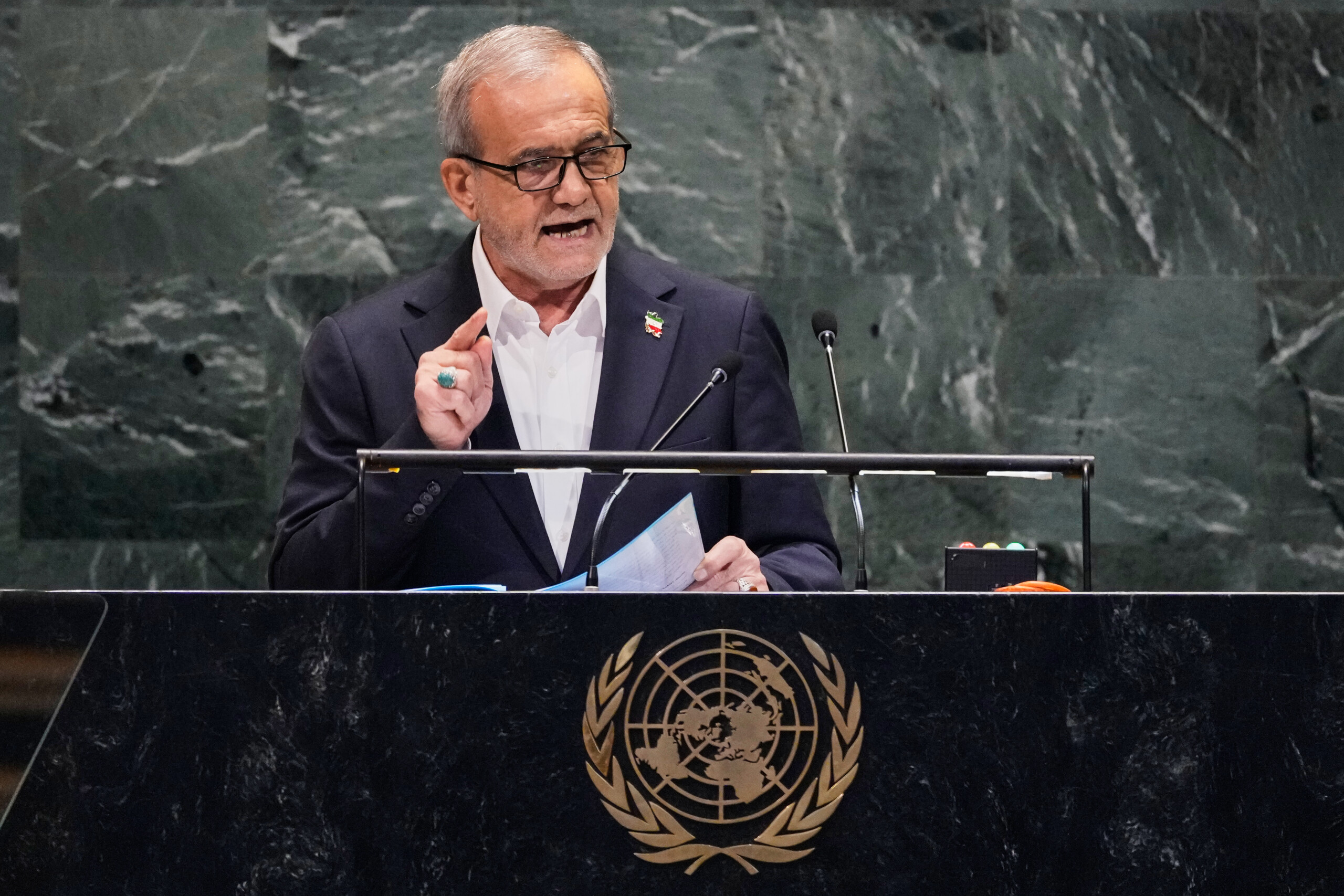 iran pezeshkian we will not bow down to world powers scaled