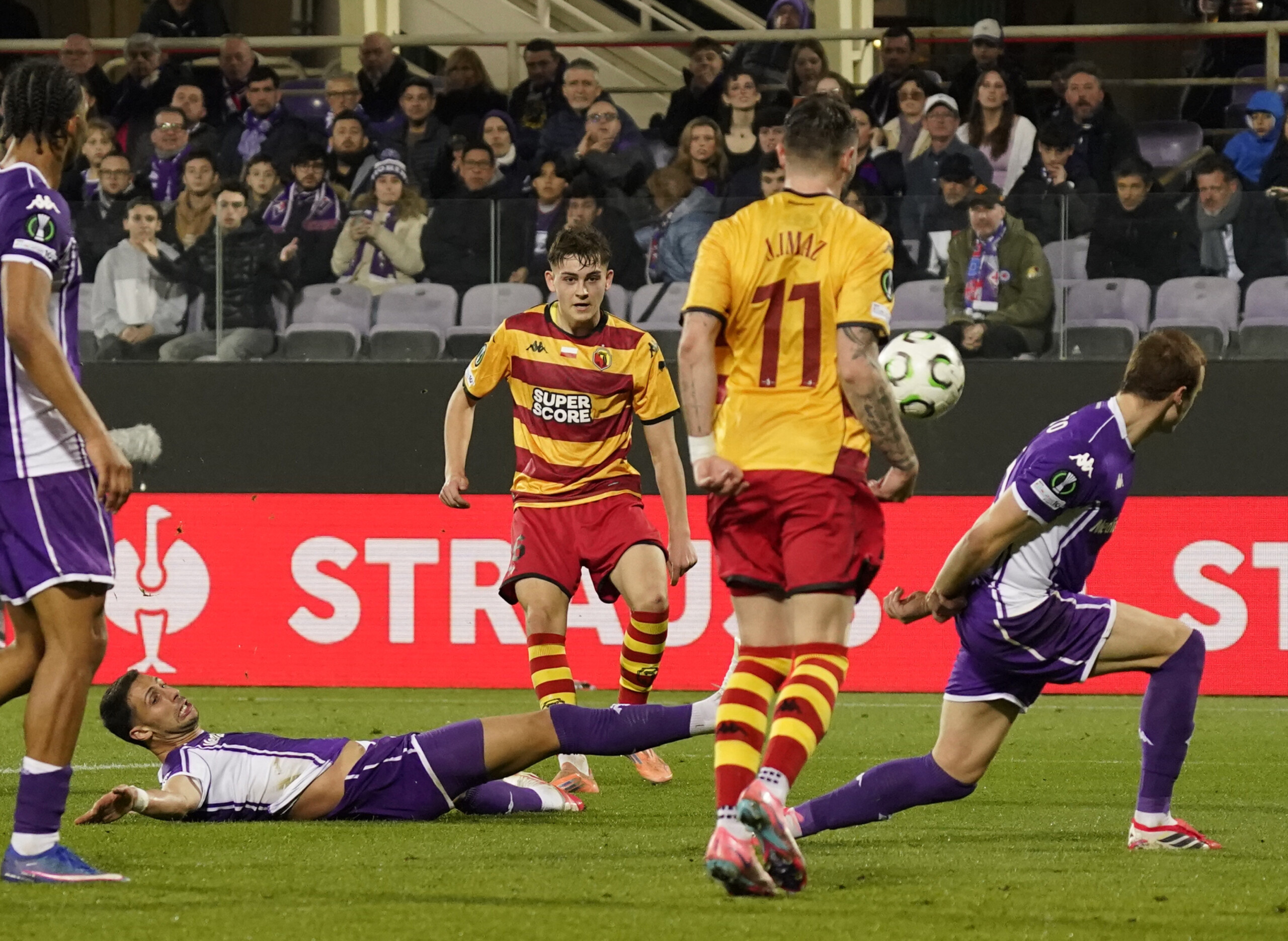 Conference League: Fiorentina-Jagiellonia 2-4, Viola through to the round of 16 1 conference league fiorentina jagiellonia 2 4 viola through to the round of 16 scaled
