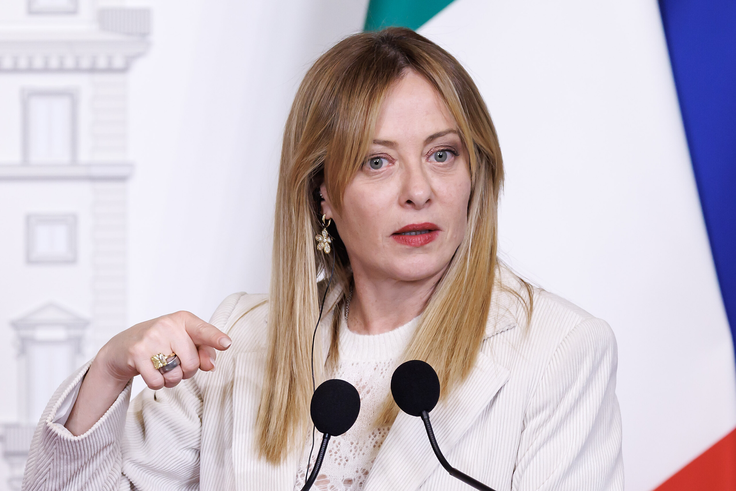 iran meloni the goal is to prevent the crisis from spreading tehran must stop attacks on gulf countries scaled