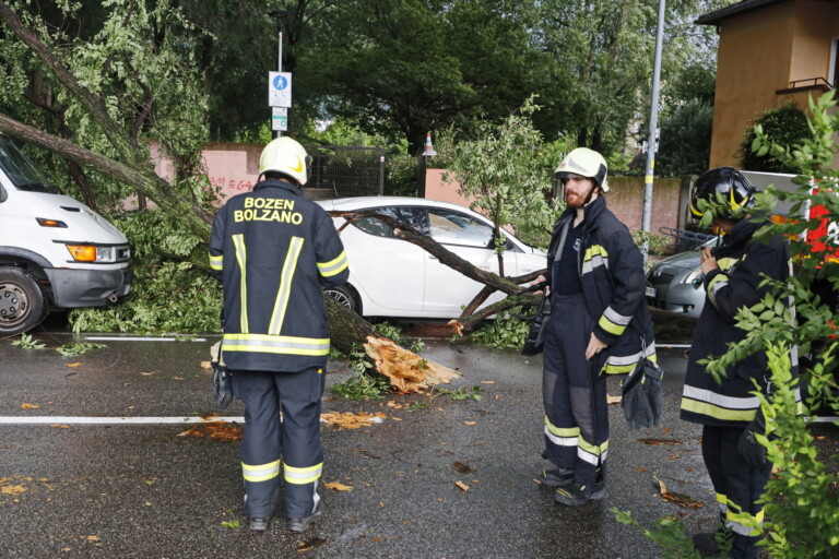 bad weather in calabria council of ministers declares state of emergency for one year