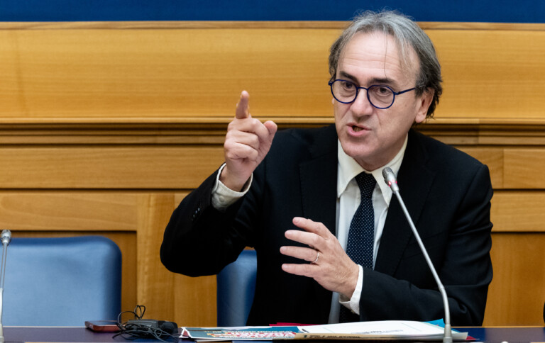 ponte stretto bonelli salvini writes incorrect decrees and the accounting office corrects him