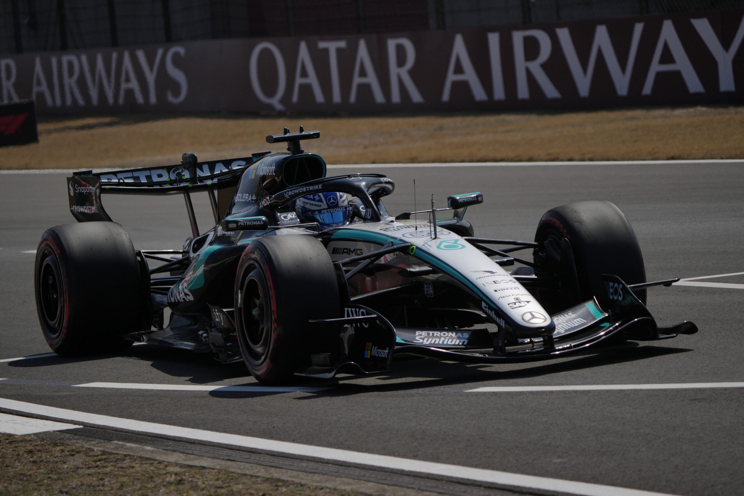 f1 chinese grand prix russell takes pole in sprint qualifying hamilton 4th and leclerc 6th scaled