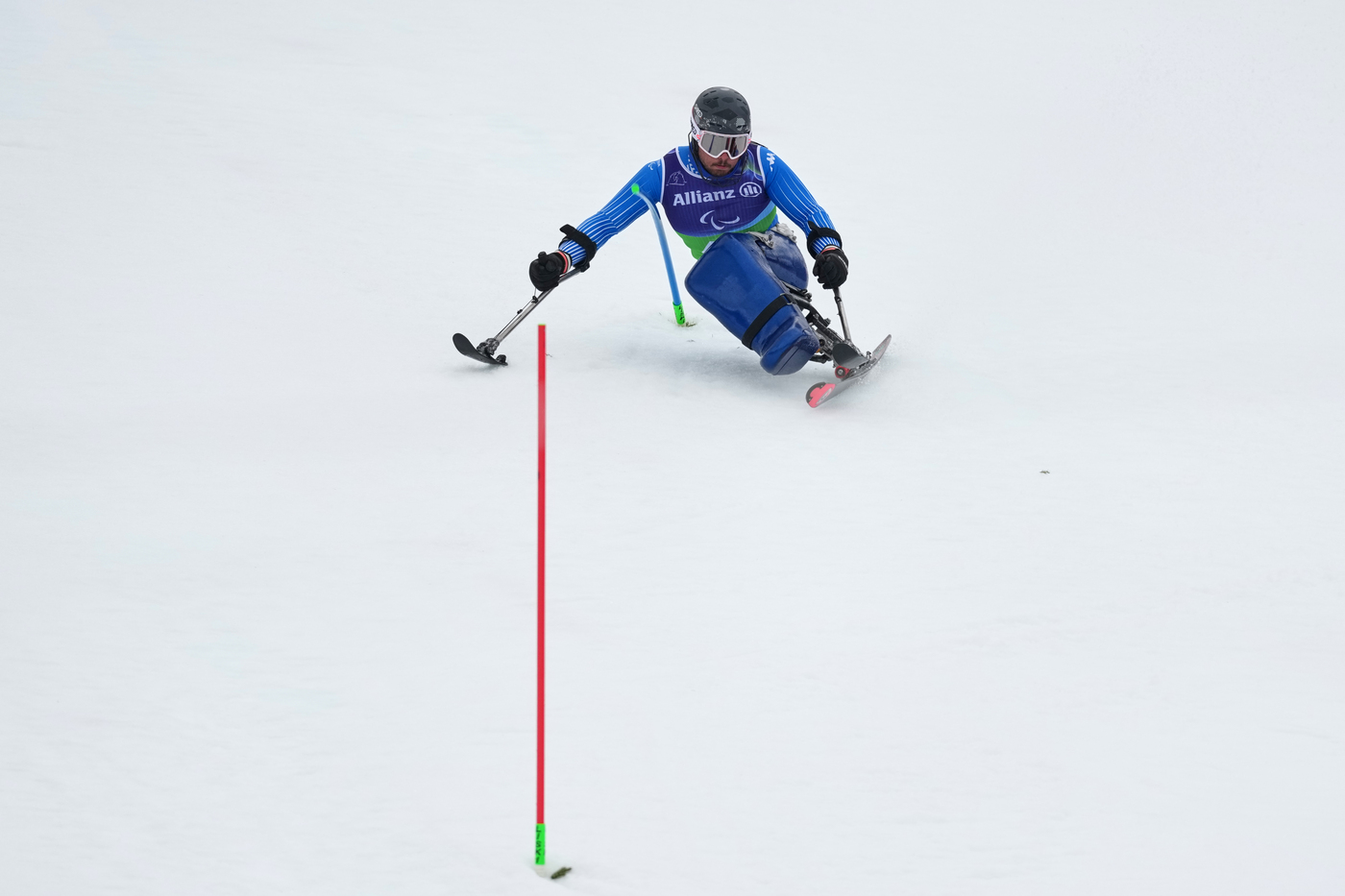 milan cortina paralympics de silvestro wins gold in the sitting slalom