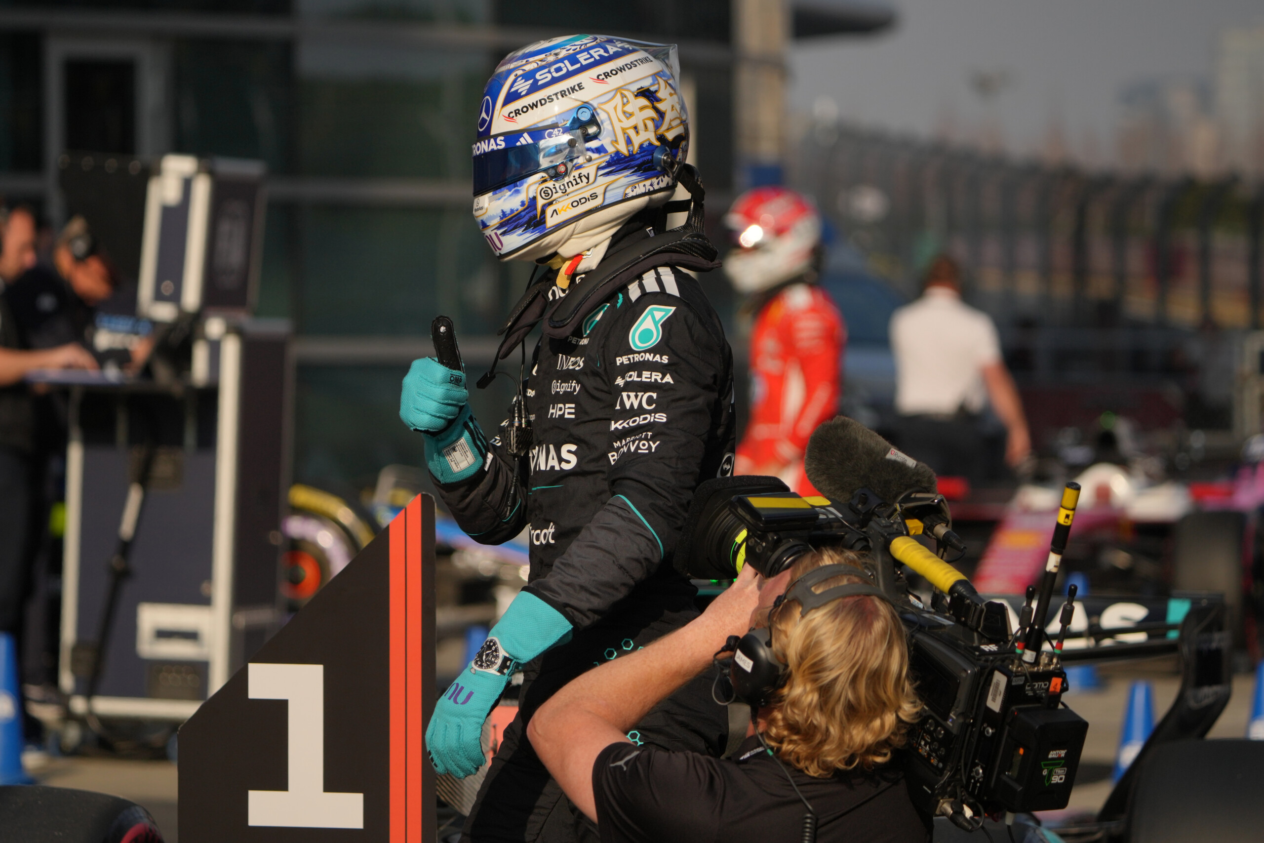 f1 chinese grand prix russell wins sprint race ahead of leclerc and hamilton scaled