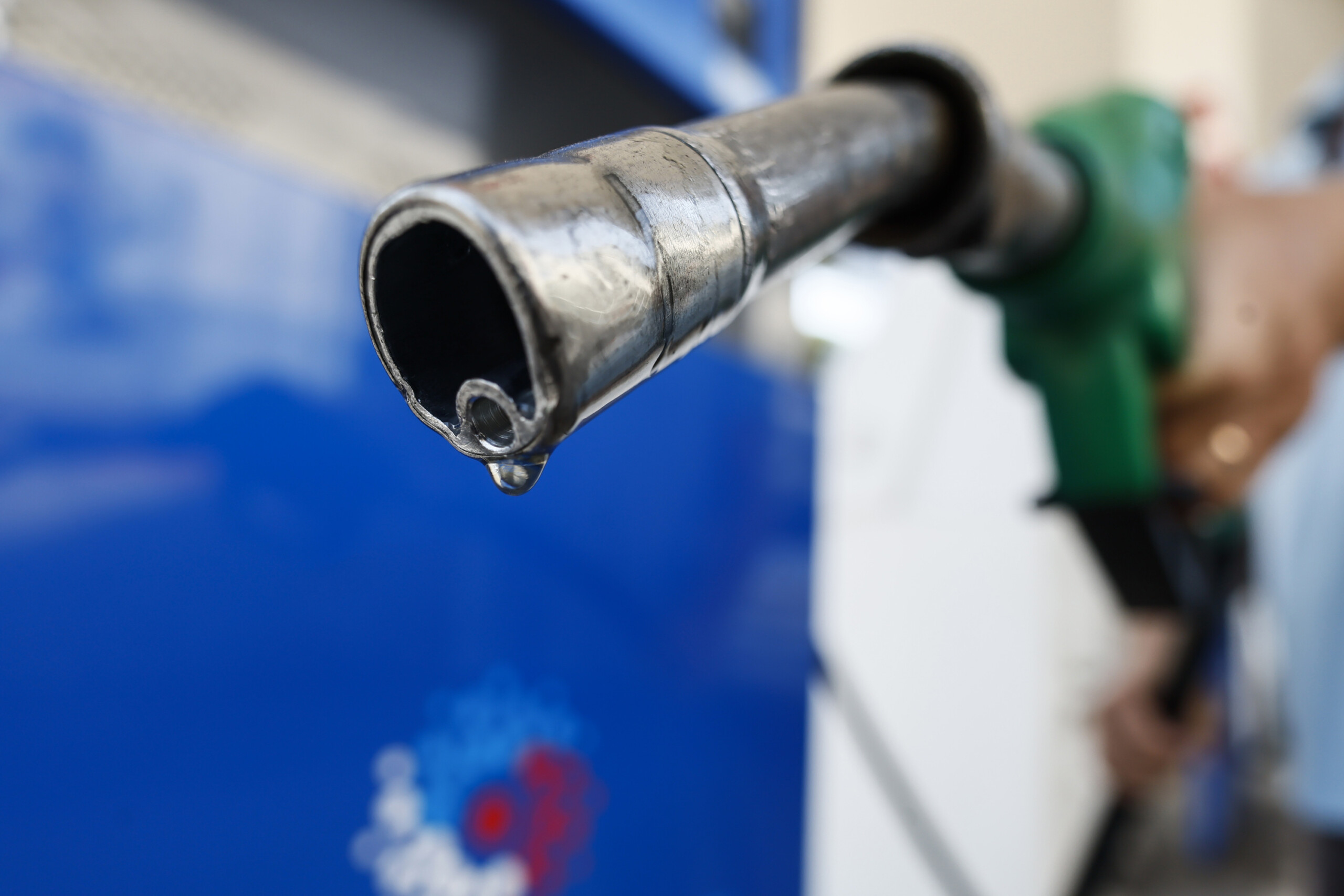 fuel codacons on price rises an extra e16 5 million spent daily on refuelling alone scaled