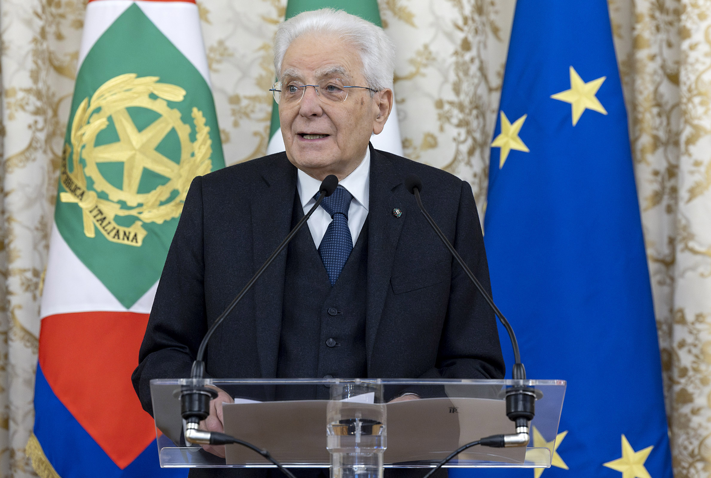 Prisons, Mattarella: “The scourge of suicides is not easing, it is a defeat for the State” 1 prisons mattarella the scourge of suicides is not easing it is a defeat for the state