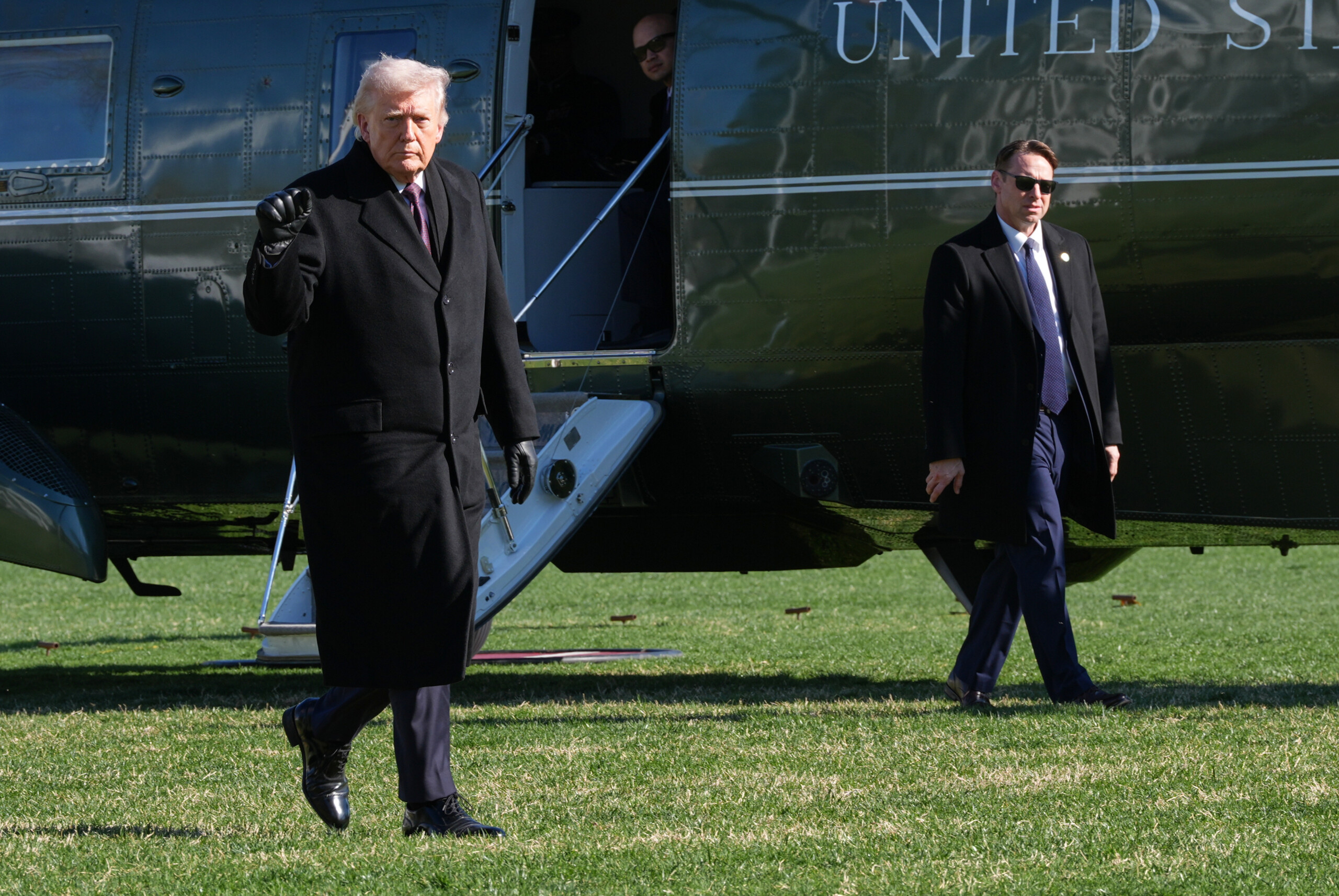 iran trump if tehran attacks qatar again we will destroy the south pars field scaled