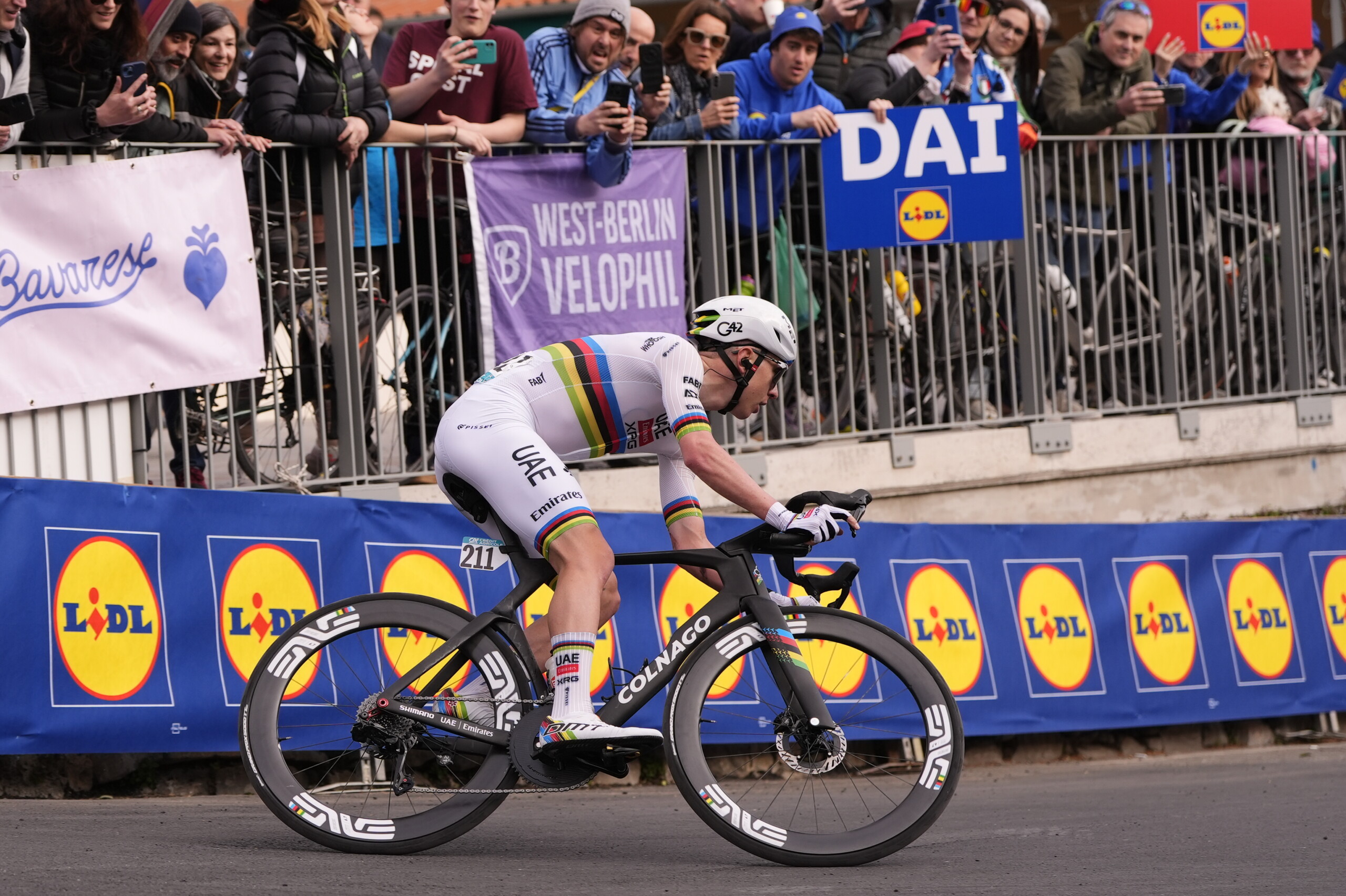 cycling pogacar breaks the mould and wins milan sanremo scaled