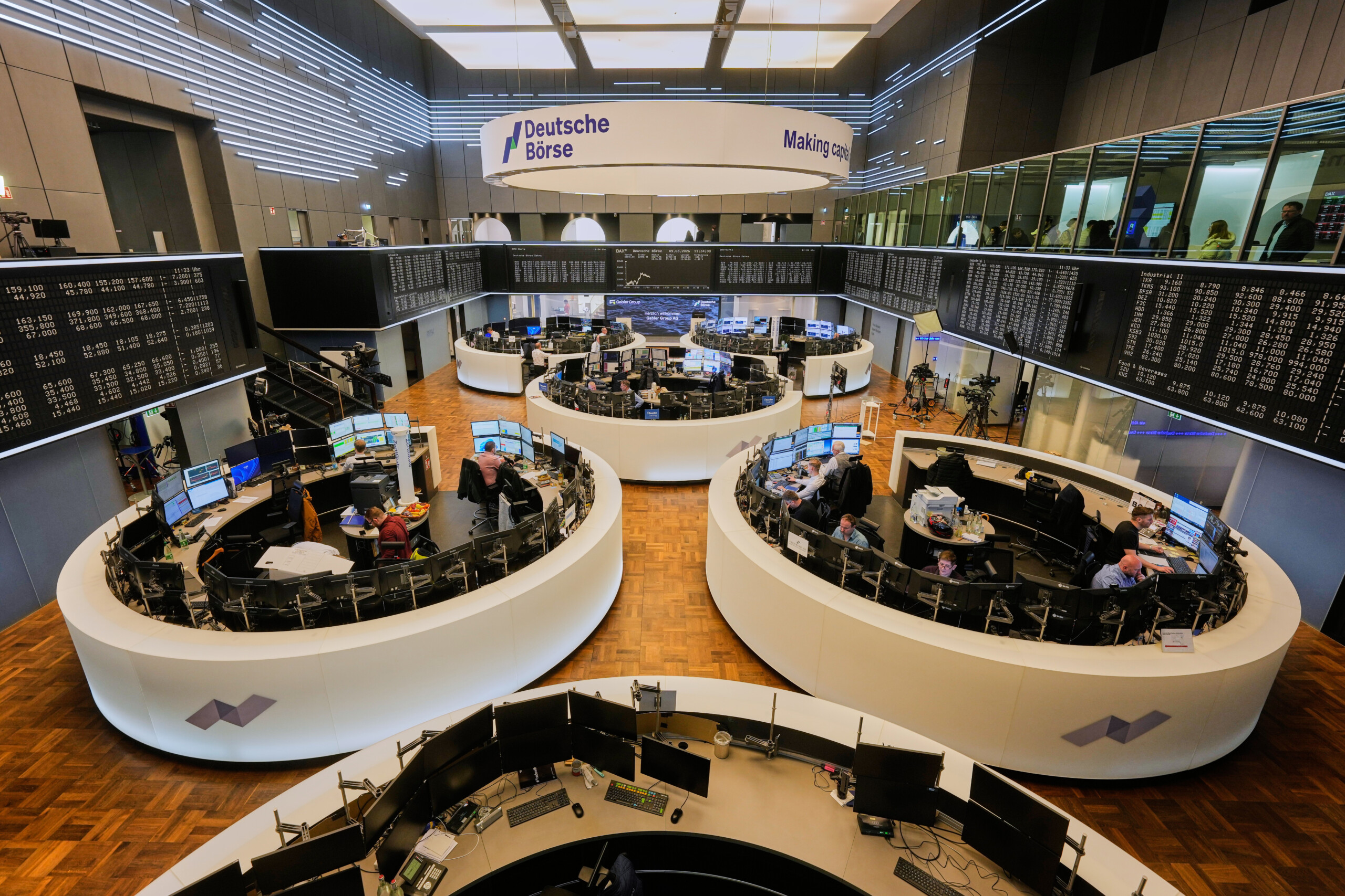 European stock markets rise following Trump's comments: Frankfurt up 4.26% and Paris up 2.7% 1 european stock markets rise following trumps comments frankfurt up 4 26 and paris up 2 7 scaled