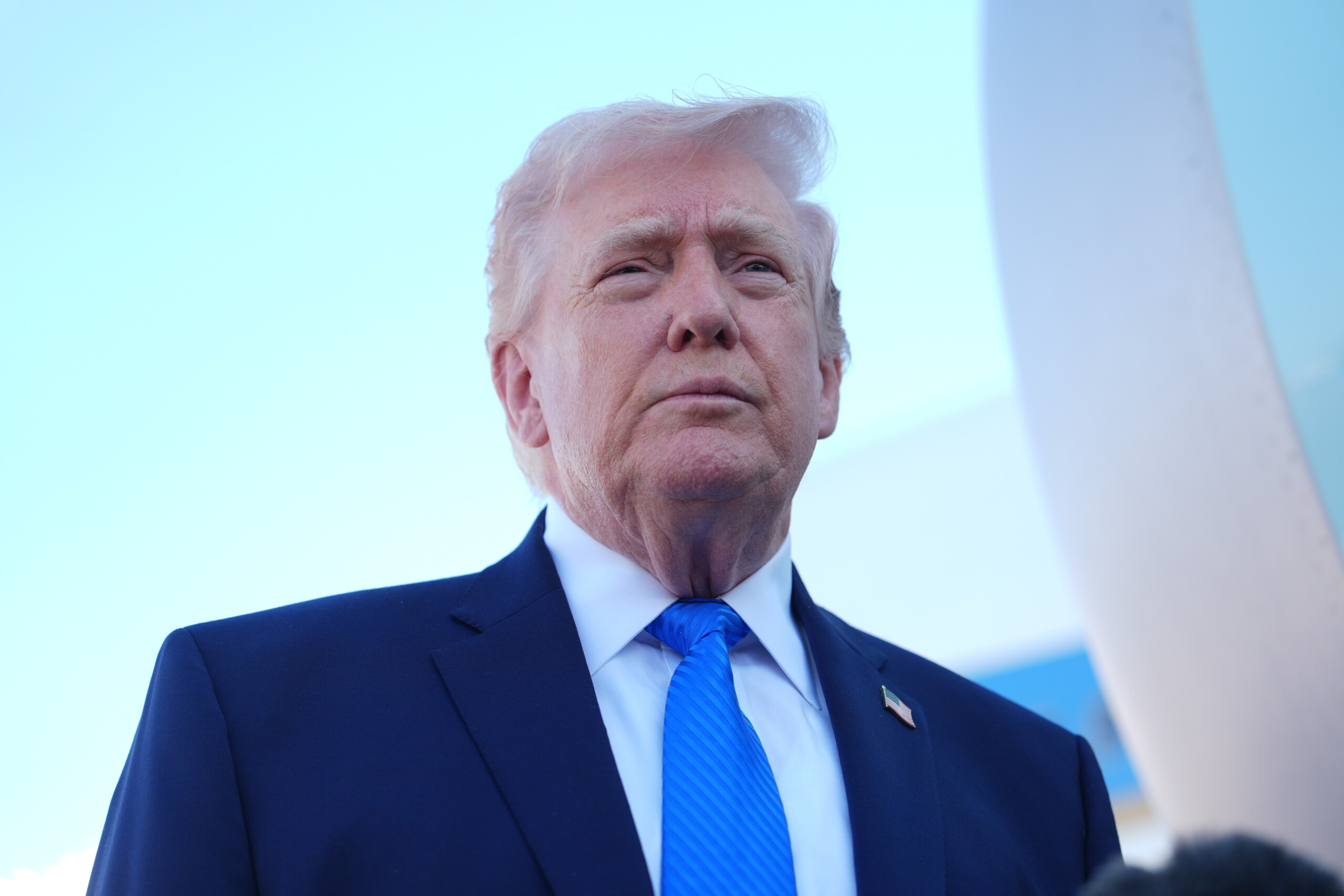 ira trump we are talking to a respected leader not khamenei scaled