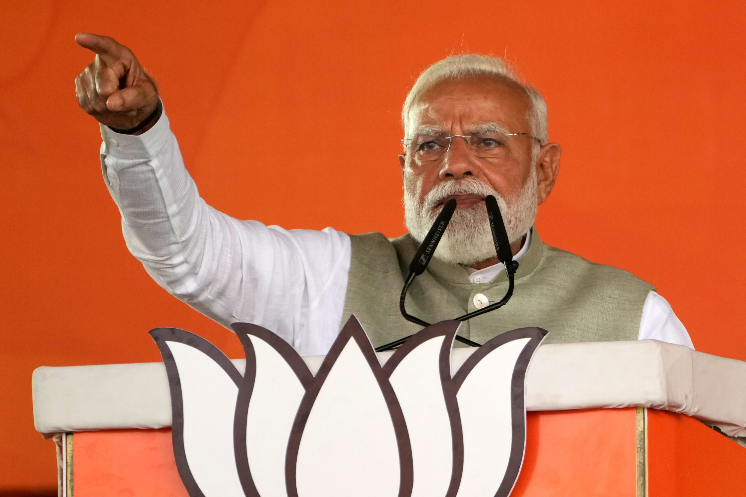 iran modi trump called me keeping the strait of hormuz open is essential scaled