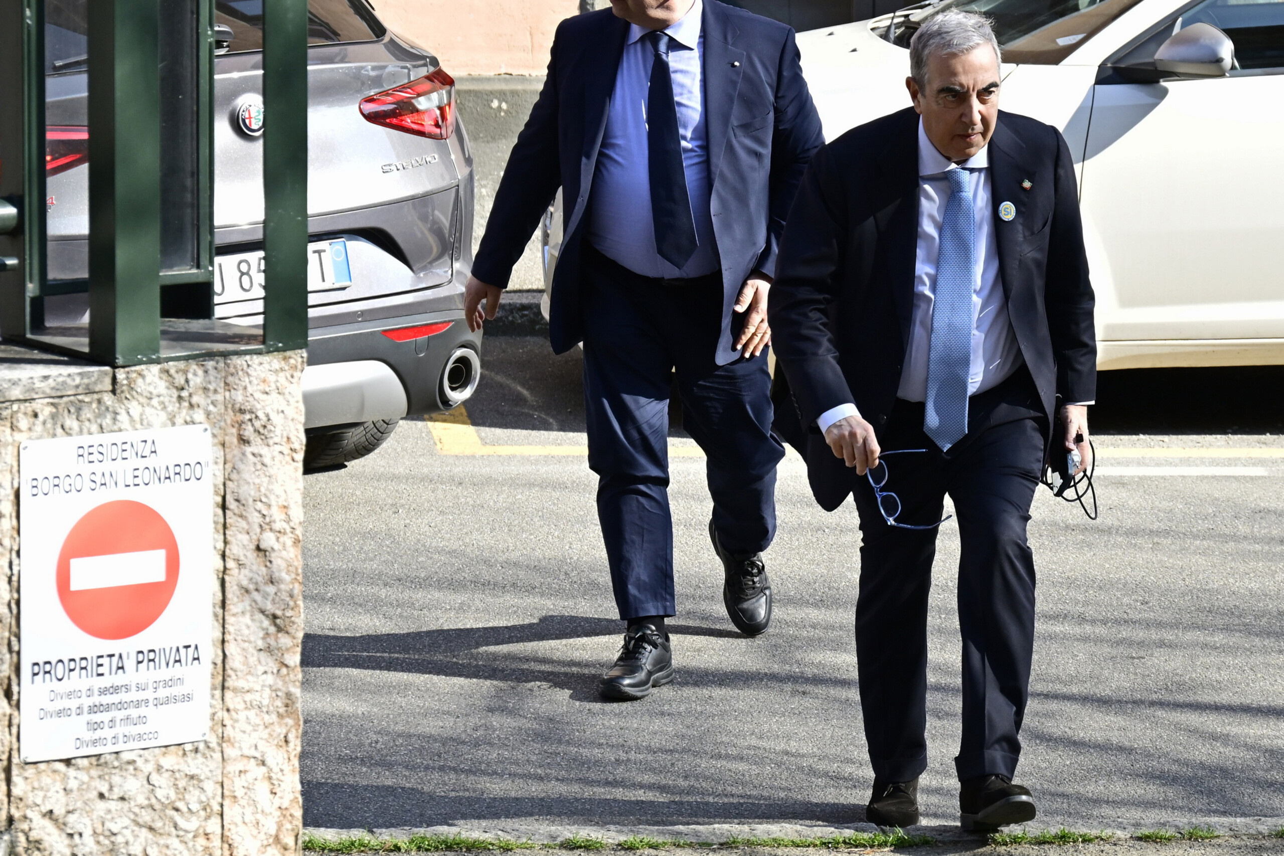Forza Italia: 14 out of 20 senators have signed; the party is ready to replace group leader Gasparri 1 forza italia 14 out of 20 senators have signed the party is ready to replace group leader gasparri scaled