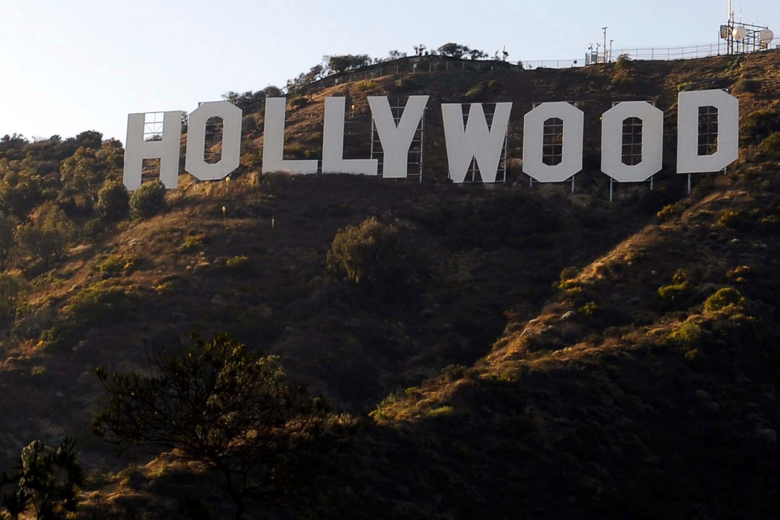 us writers unions and hollywood studios reach provisional agreement scaled