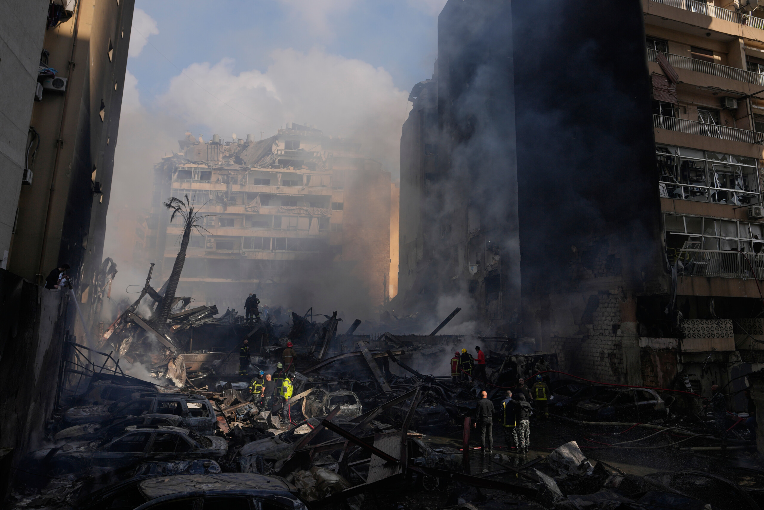 iran tehran media transit of ships through hormuz blocked due to idf raid in lebanon scaled