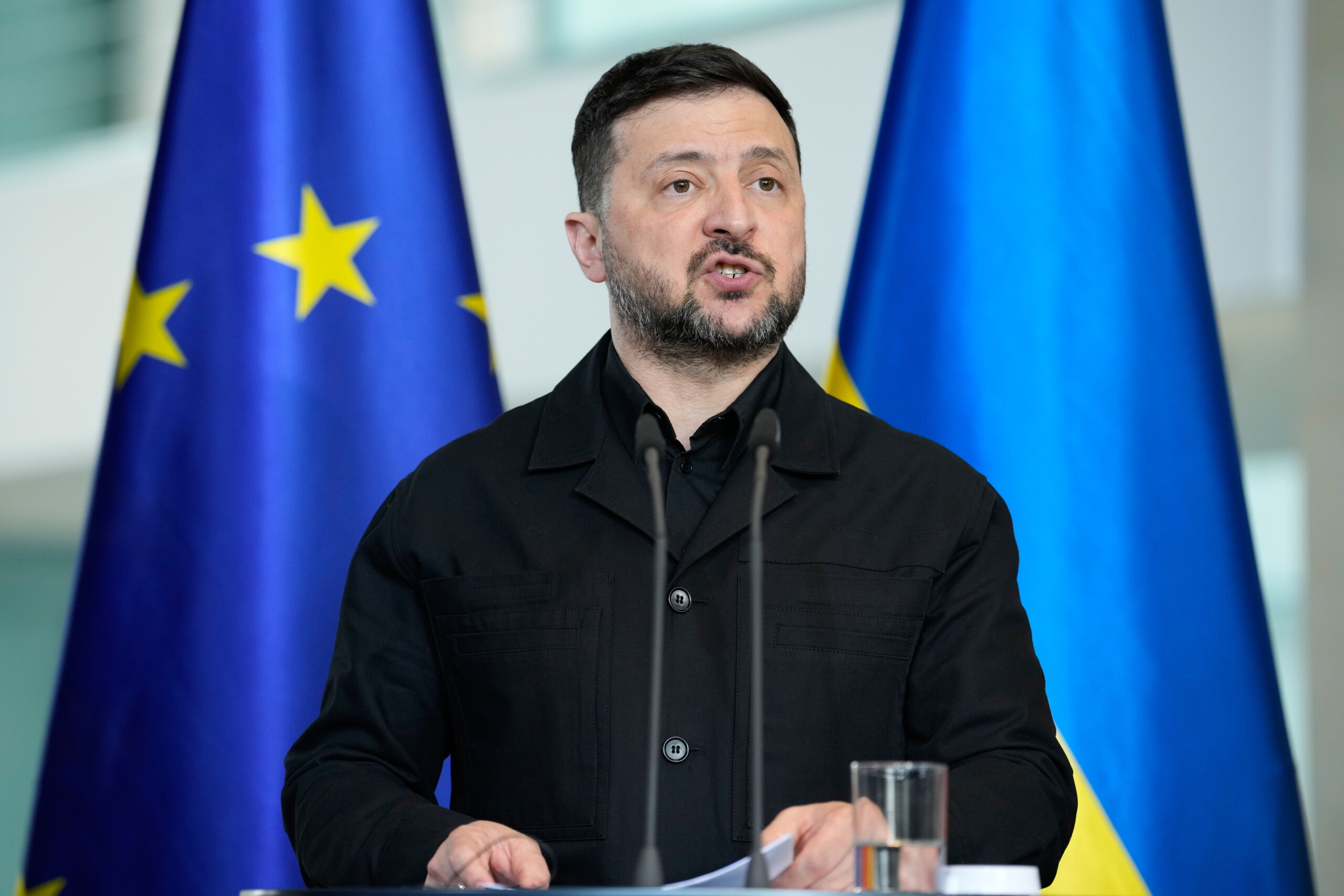 ukraine zelensky us envoys have no time for us scaled