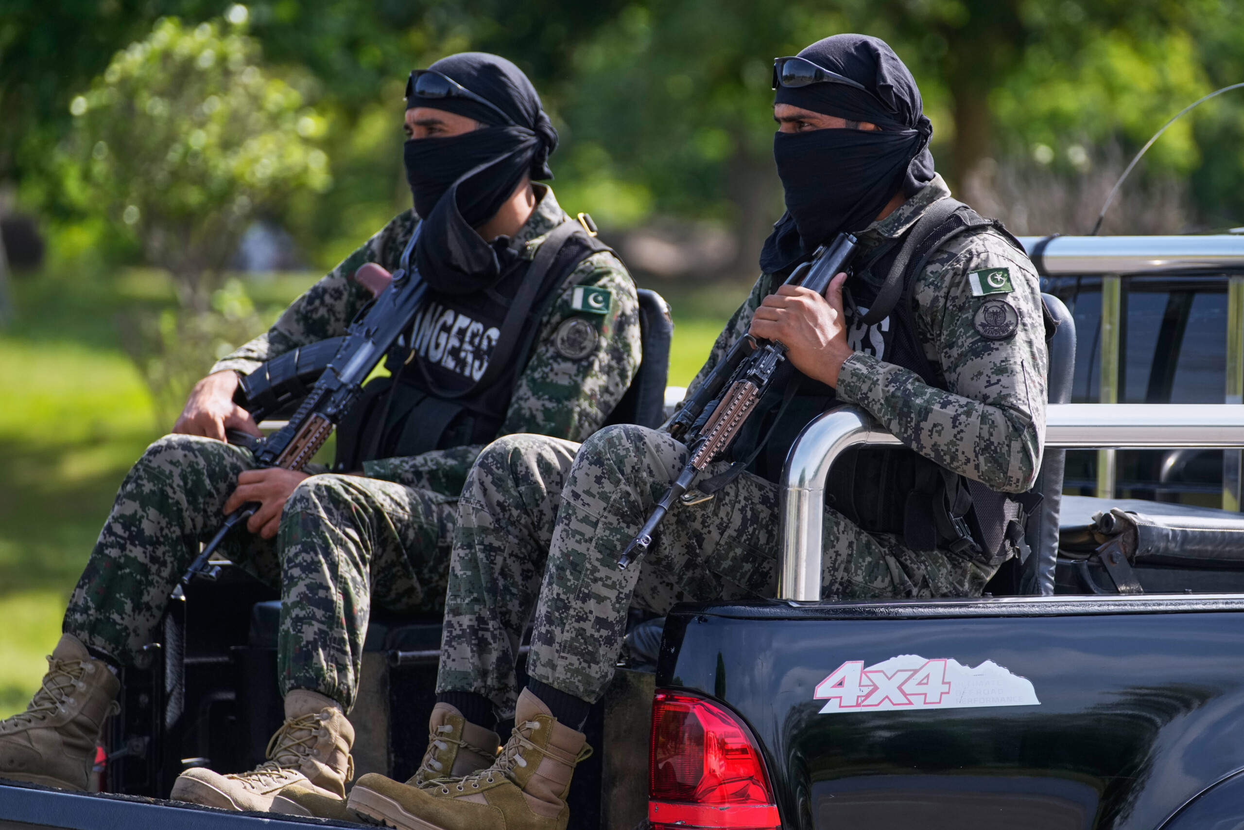 iran thousands of security personnel deployed in islamabad scaled