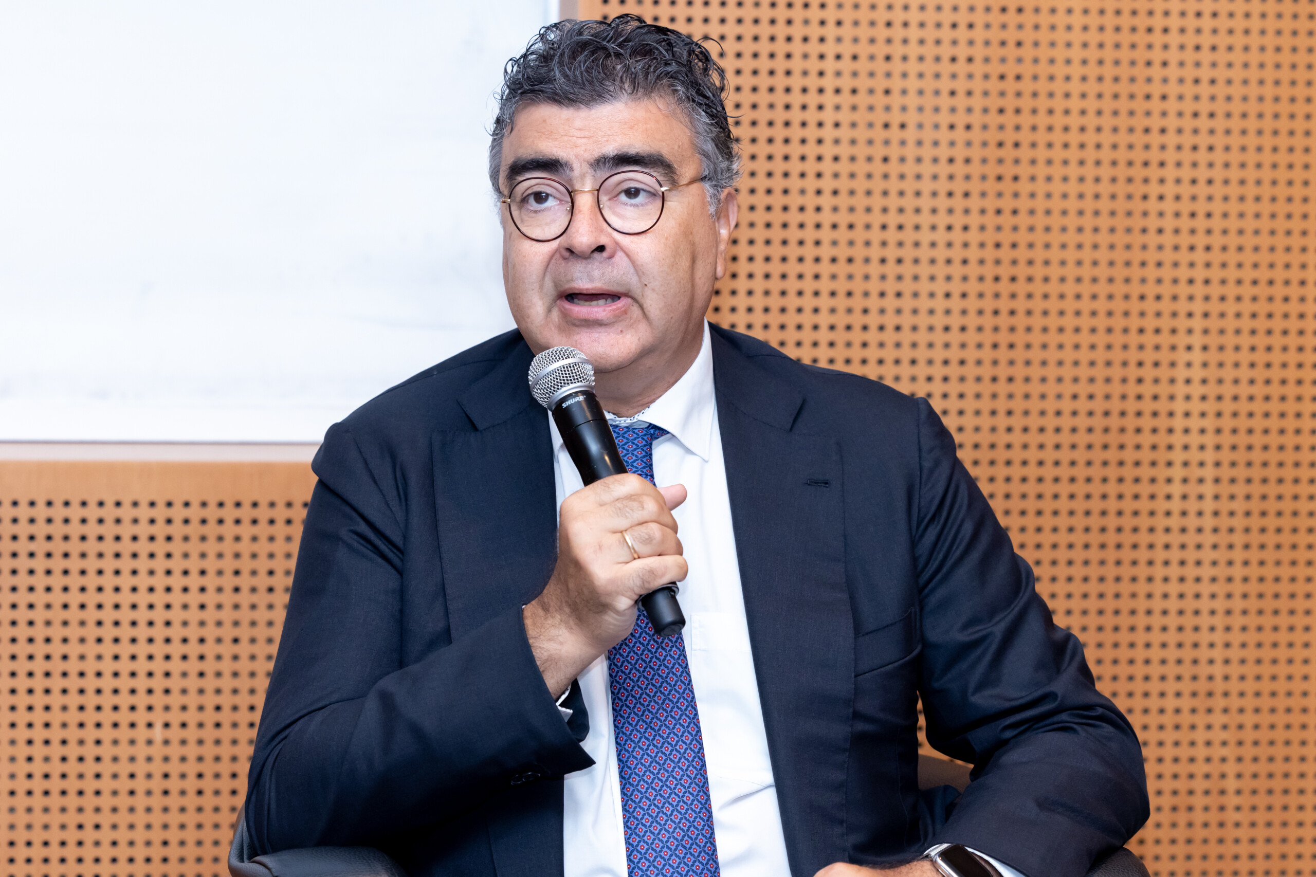 25 april fiano a protester shouted at us youre a bunch of good for nothings scaled