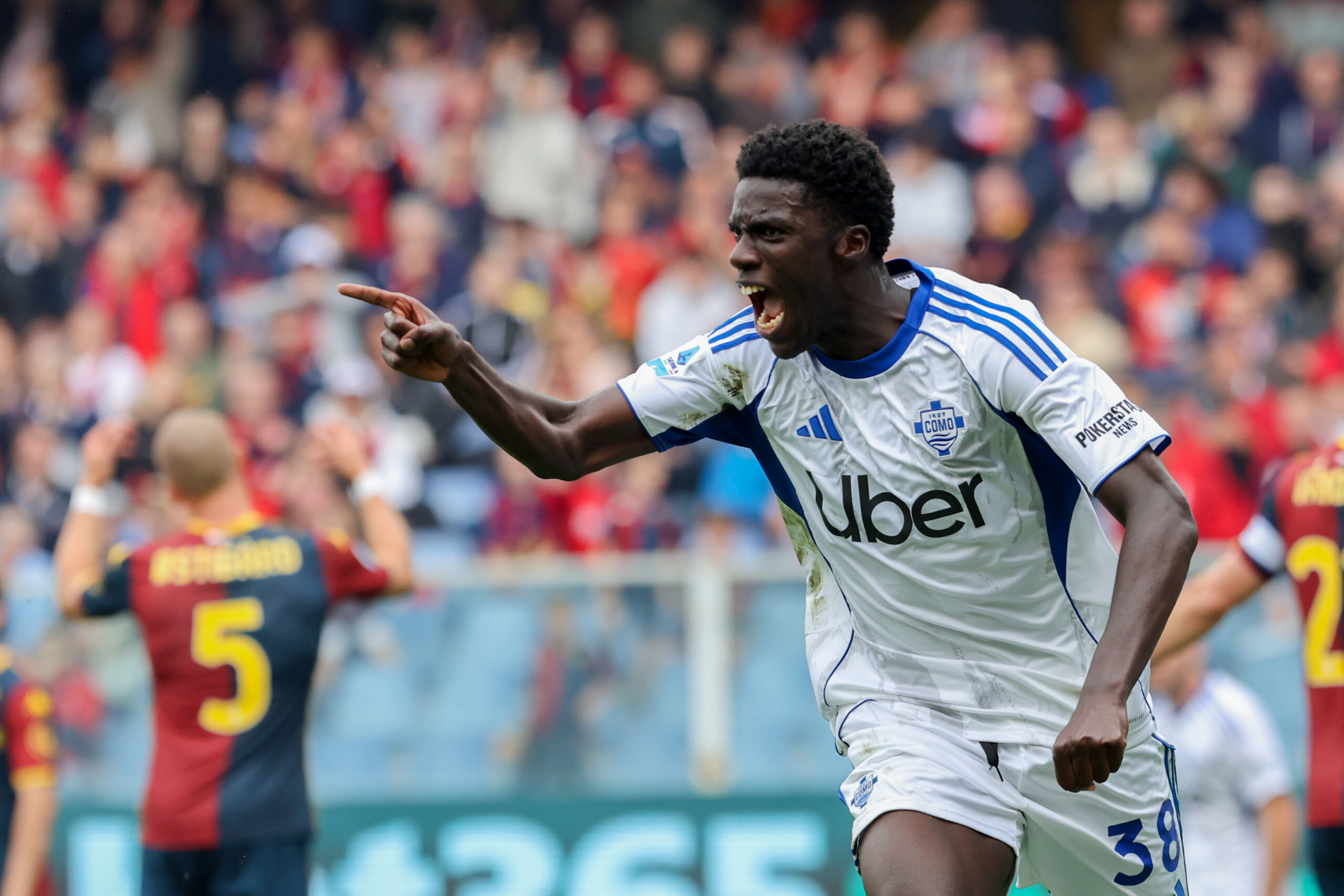 serie a como secure a win at marassi thanks to douvikas and diao genoa lose 2 0 scaled