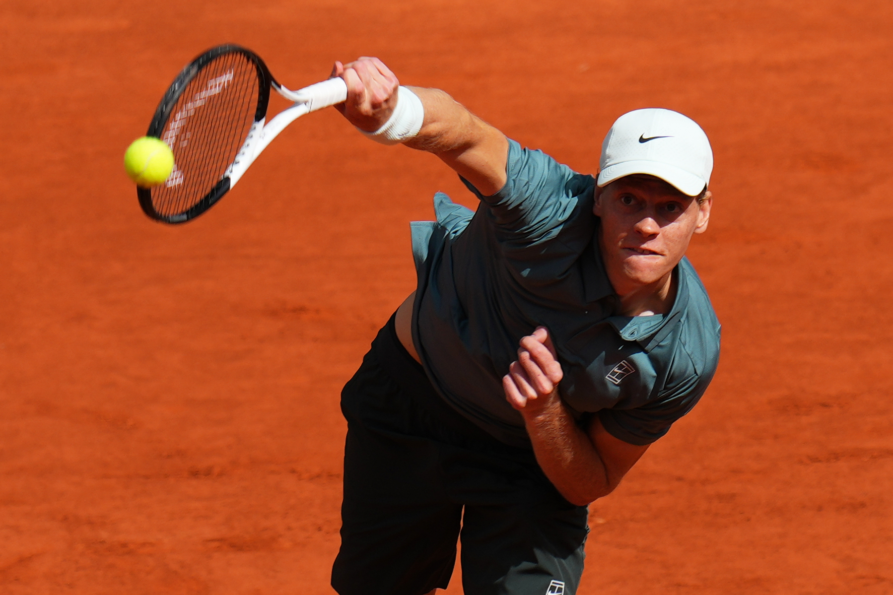 tennis jannik sinner adjust evening scheduling starting at 8 pm is too late