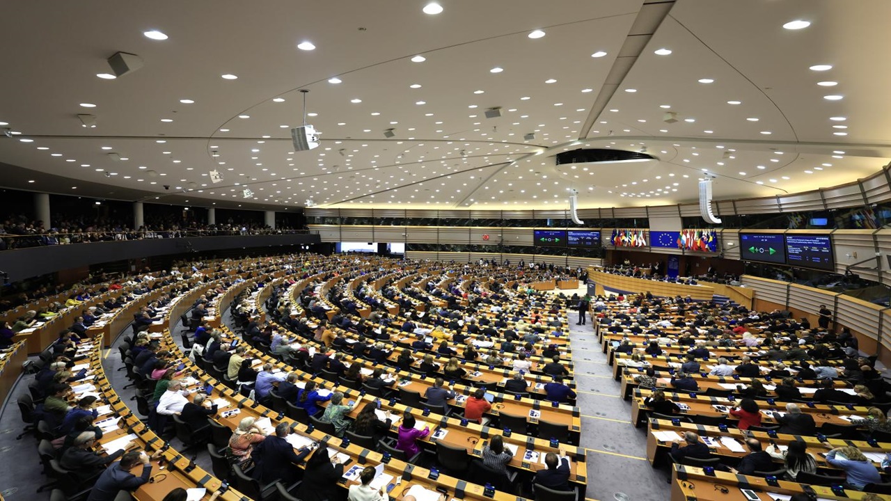ue european parliament adopts negotiating mandate on 2028 2034 budget