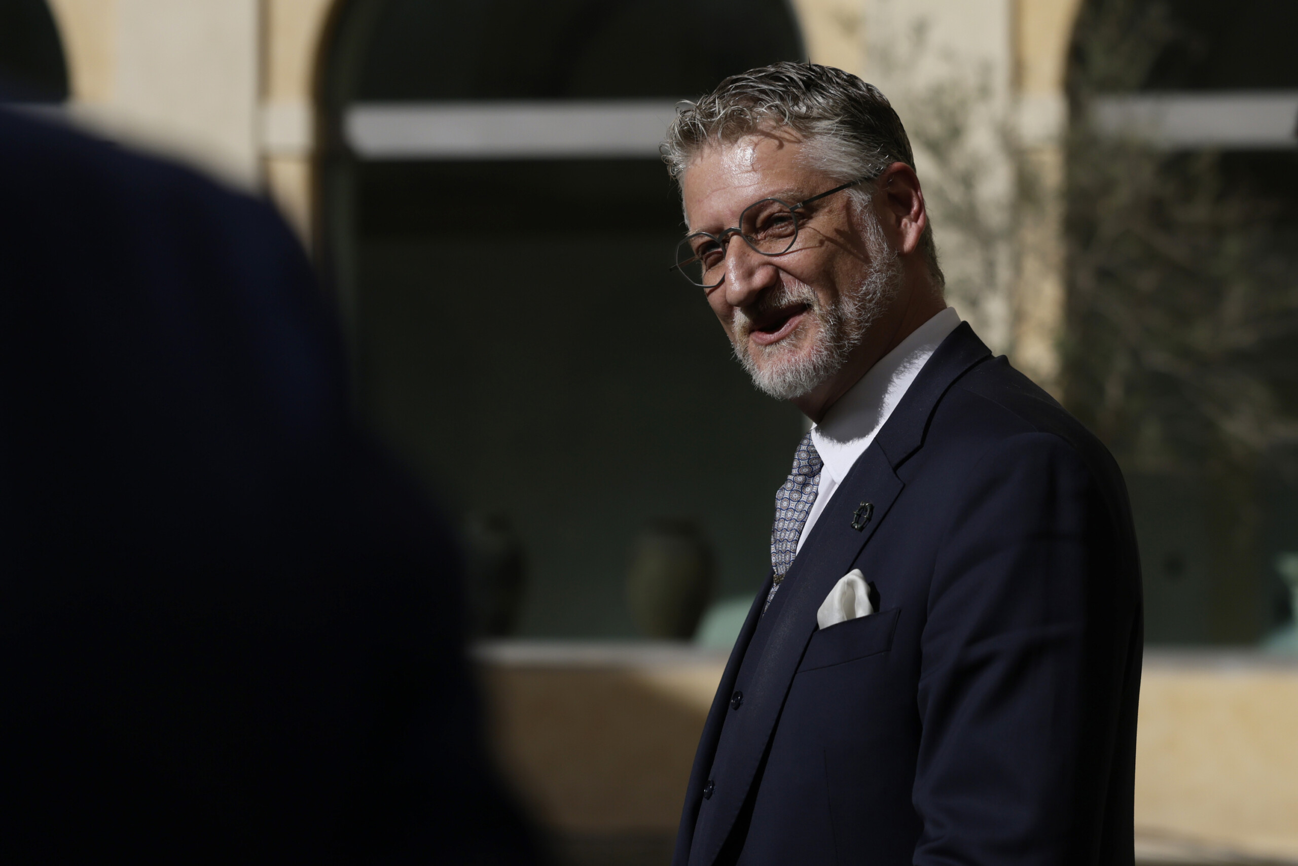 venice art biennale giuli foreign policy is a matter for the government buttafuoco has taken matters into his own hands scaled