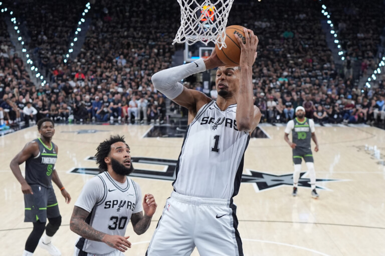 nba playoffs san antonio levels the tie with minnesota the knicks take a 2 0 lead