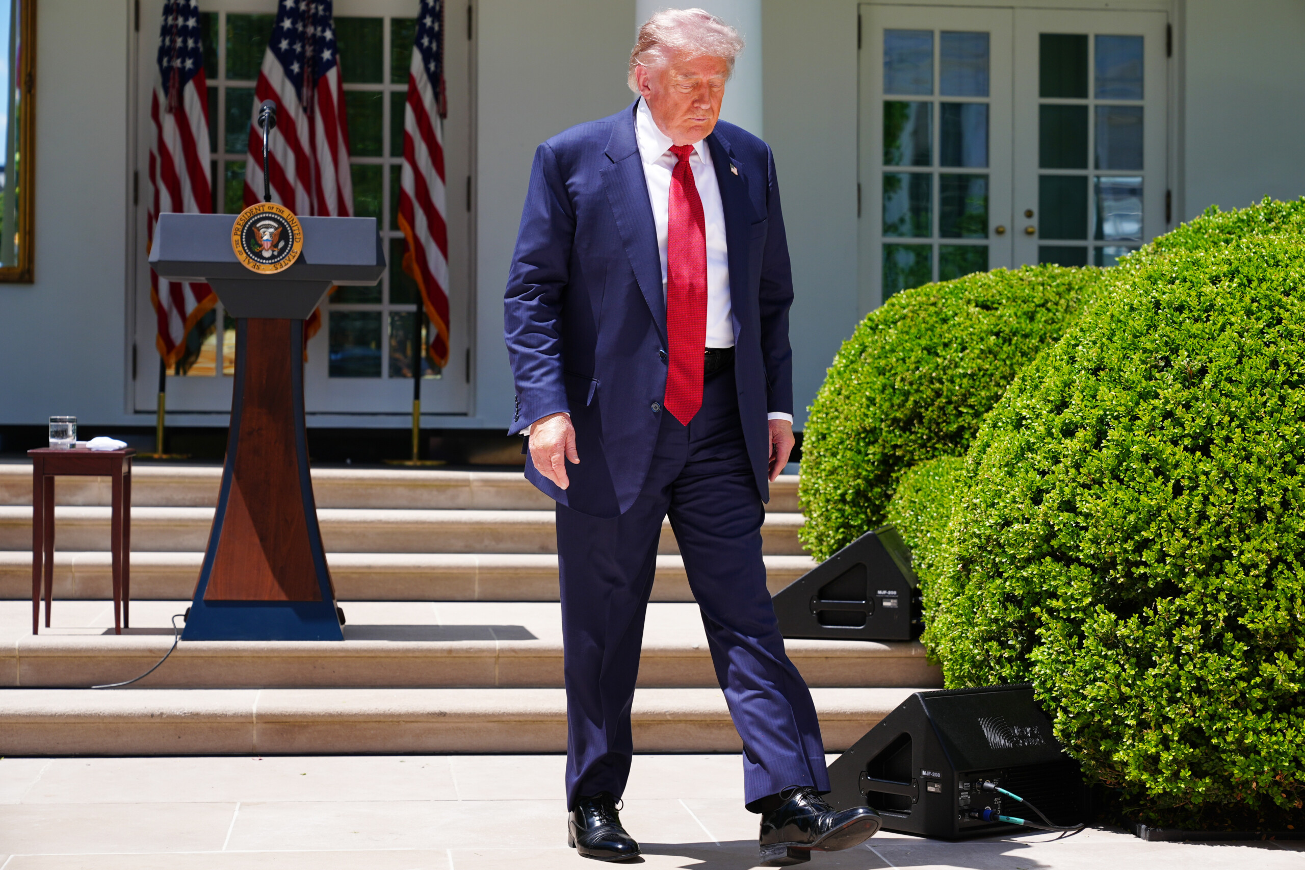 iran the atlantic trump is tired of the war and wants to turn the page scaled
