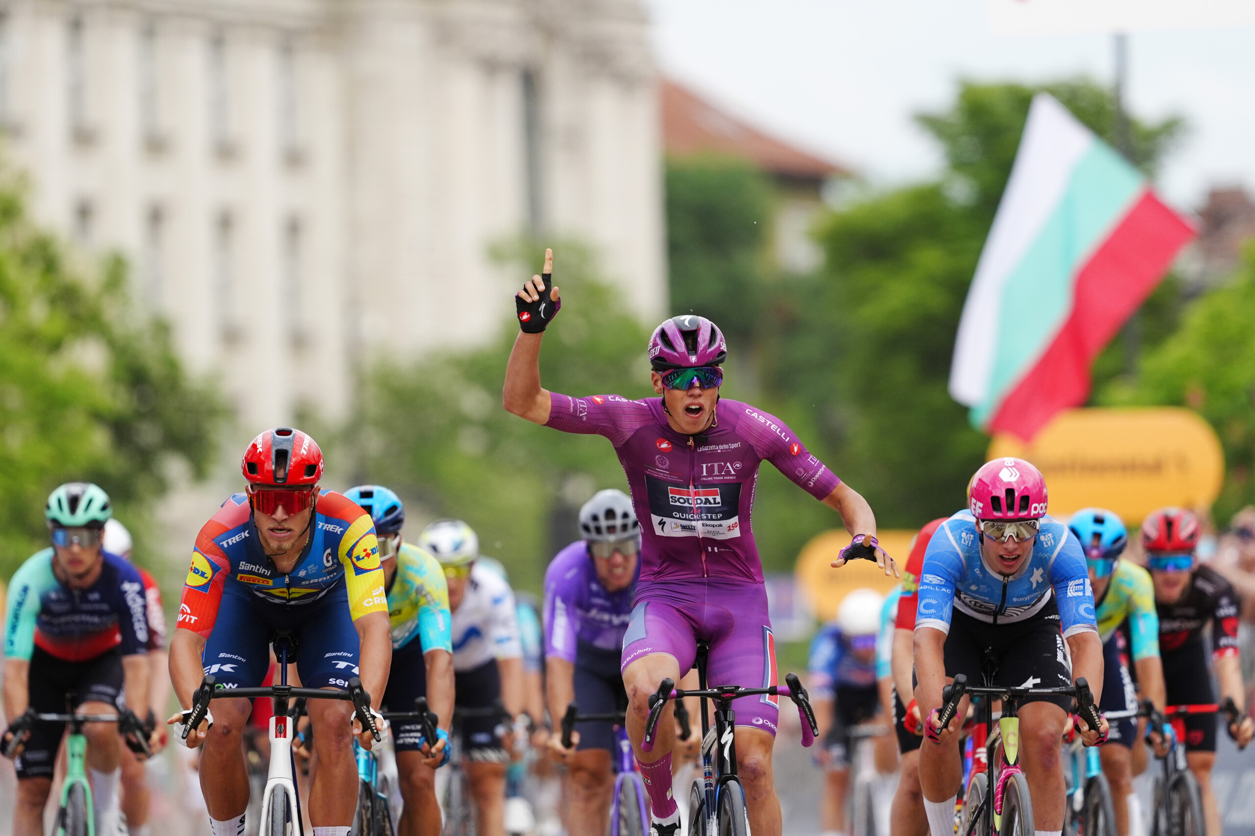 Giro d'Italia: Magnier Wins Stage 3; Silva Retains the Pink Jersey 1 giro ditalia magnier wins stage 3 silva retains the pink jersey scaled