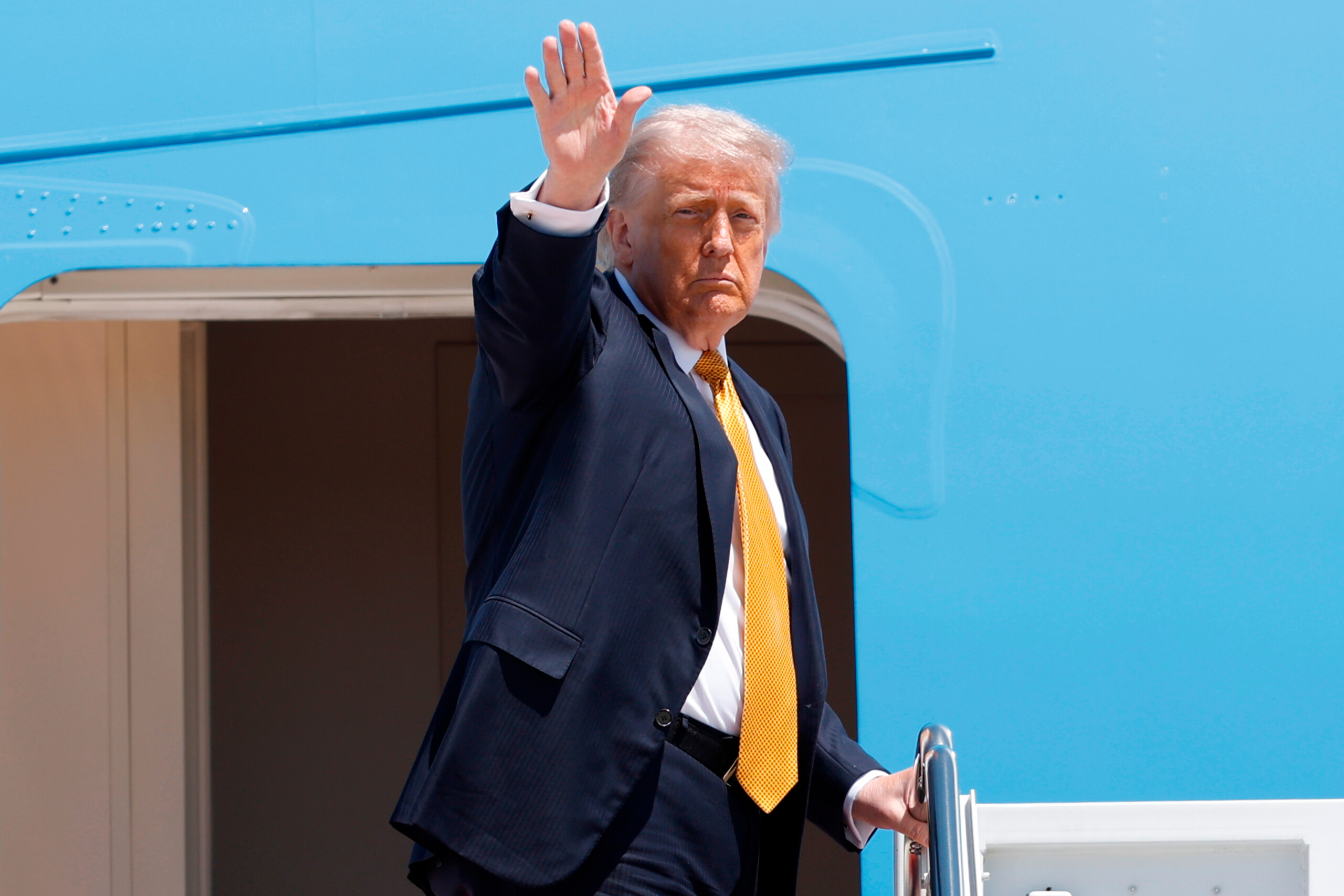 us china trump arrives in beijing for meeting with xi scaled