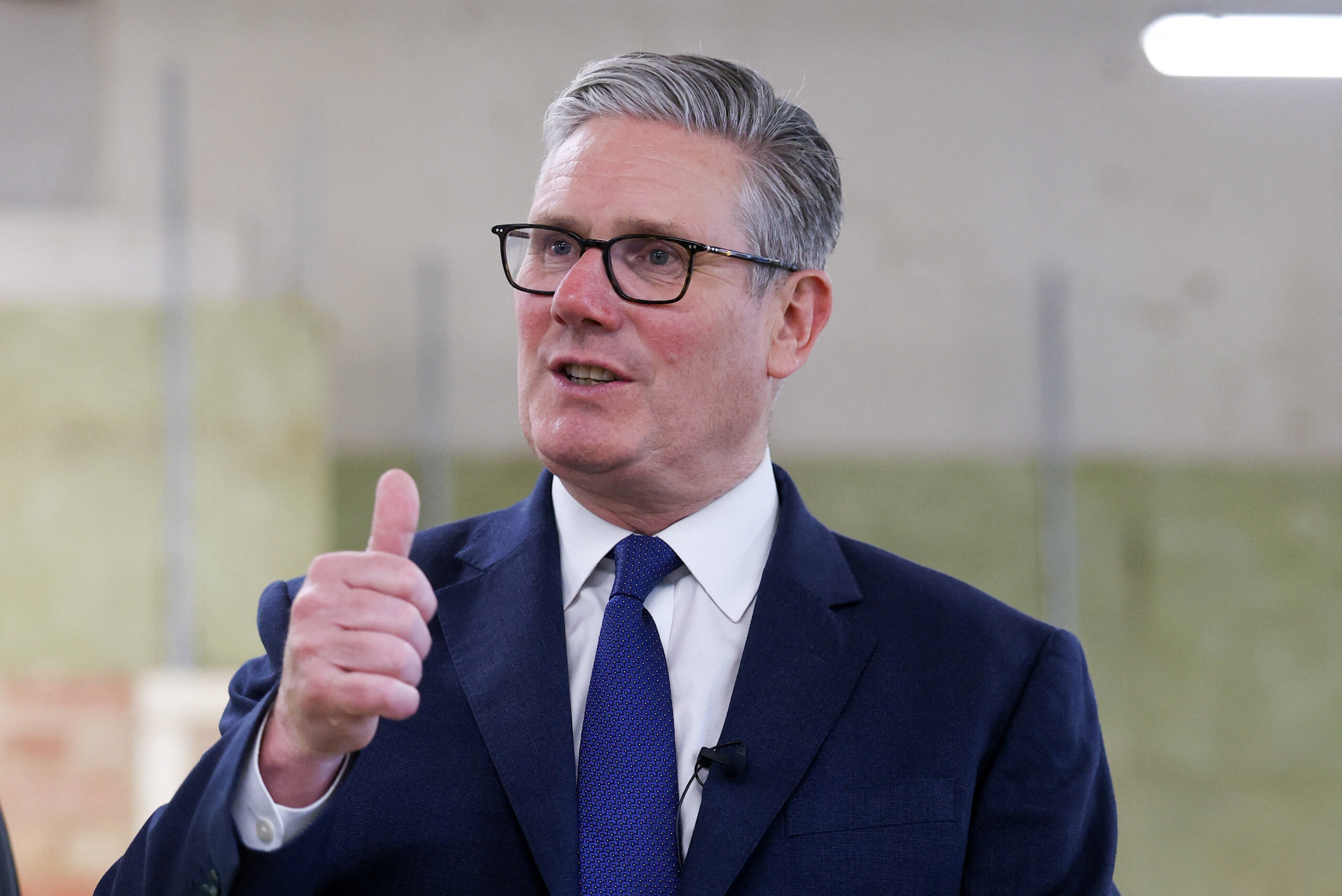 uk starmer to streeting im sorry but labour must keep its promises scaled