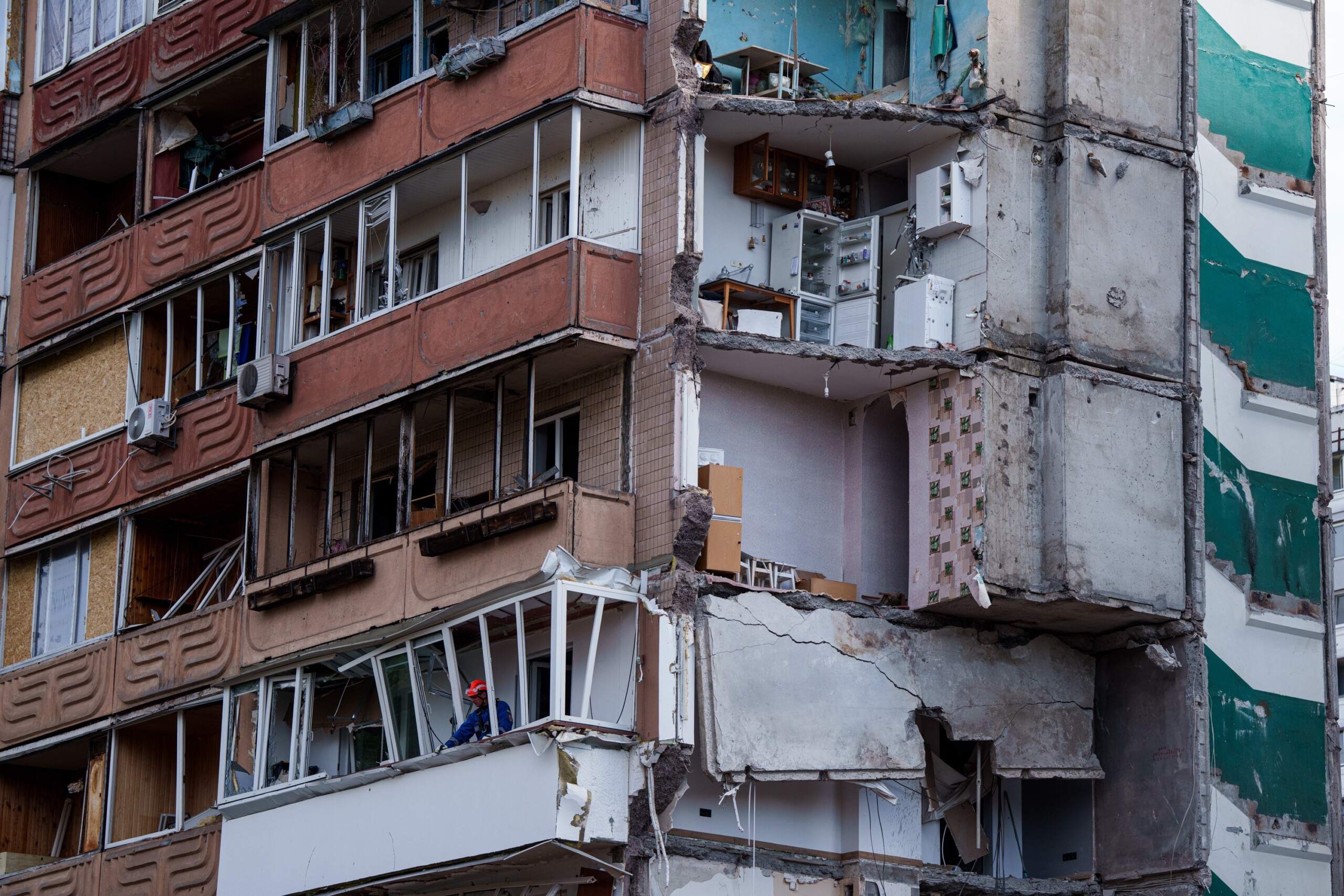Ukraine: Russian attack on Kyiv overnight leaves one dead and at least 44 injured 1 ukraine russian attack on kyiv overnight leaves one dead and at least 44 injured scaled