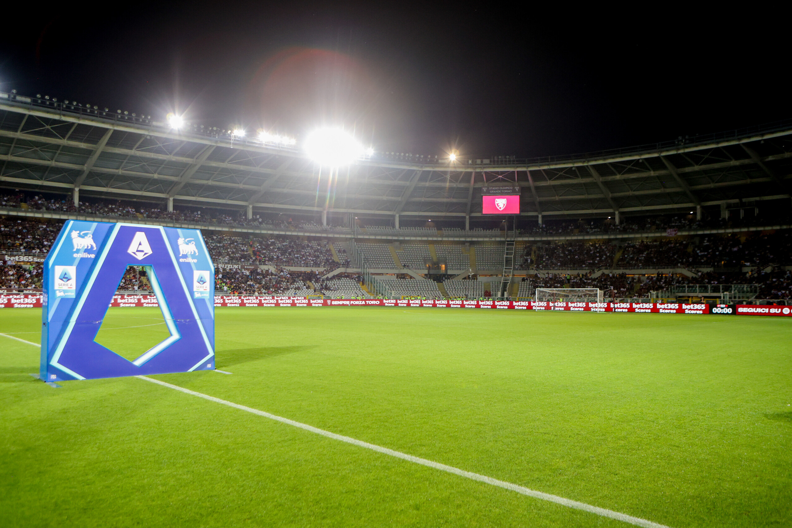 Turin: 8 Juventus fans arrested following derby clashes and 11 given stadium bans 1 turin 8 juventus fans arrested following derby clashes and 11 given stadium bans scaled