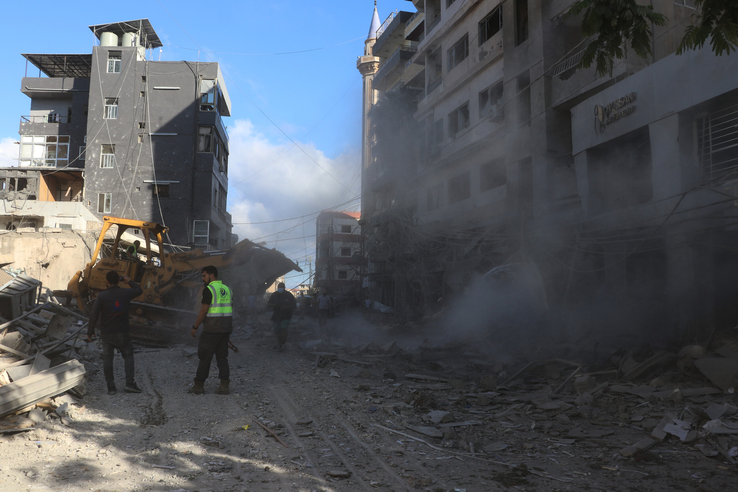 Lebanon: media report Israeli strike hits home in the south, 4 dead including children 1 lebanon media report israeli strike hits home in the south 4 dead including children scaled
