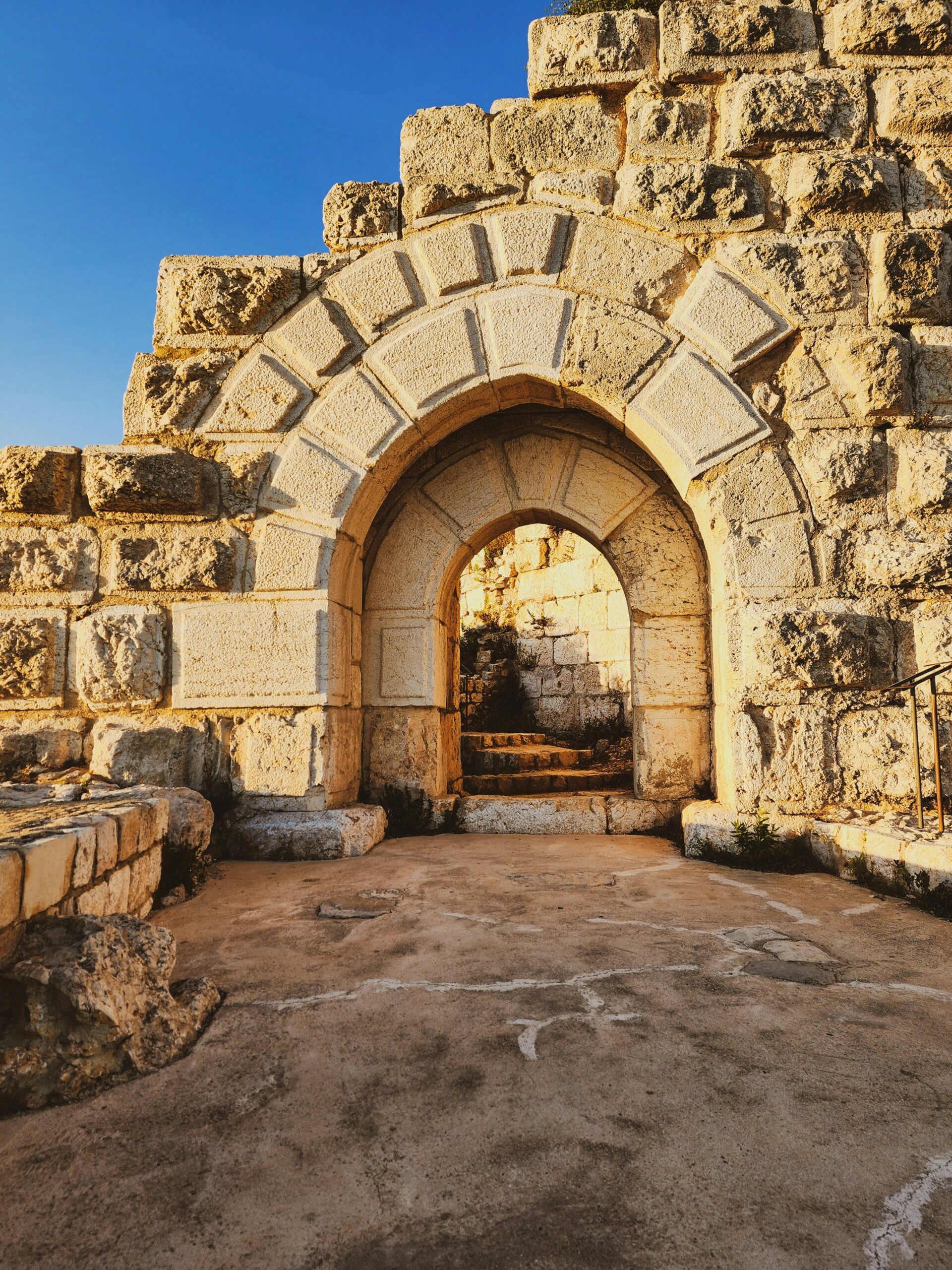 lebanon idf raid in area of crusader built castle in the south scaled