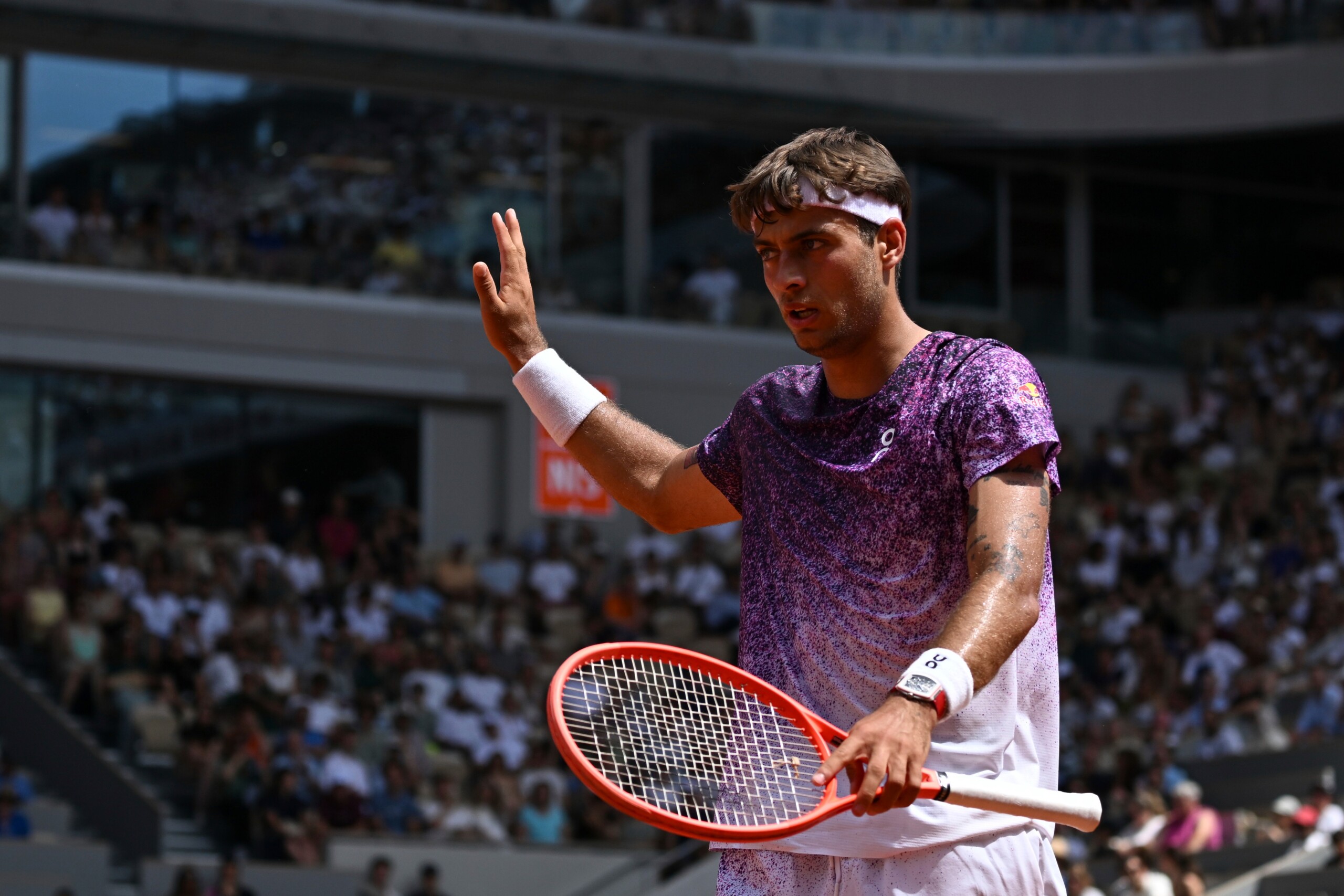 roland garros cobolli beats tien in straight sets and reaches the round of 16 scaled