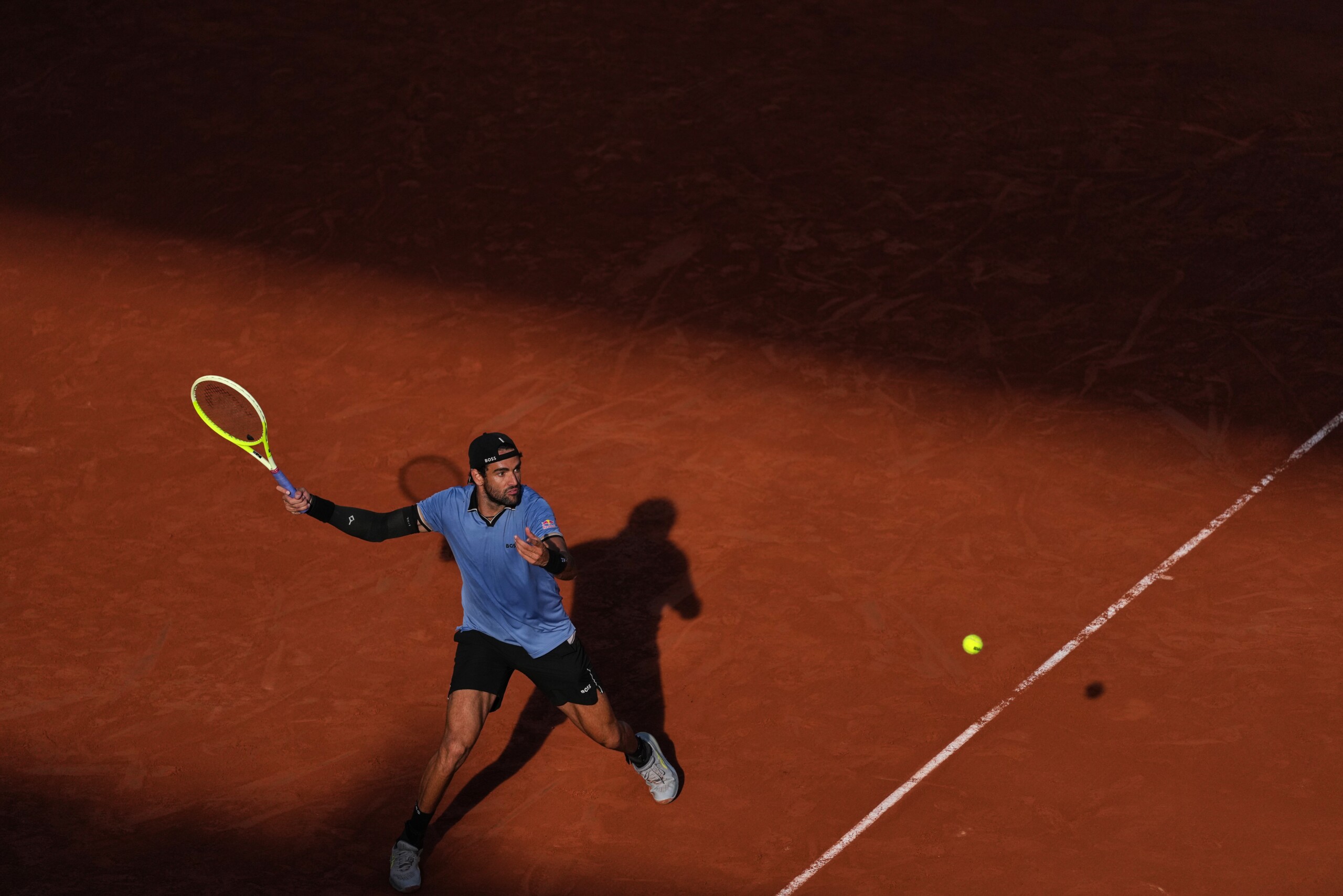 roland garros berrettini also reaches the quarterfinals cerundolo loses in three sets scaled