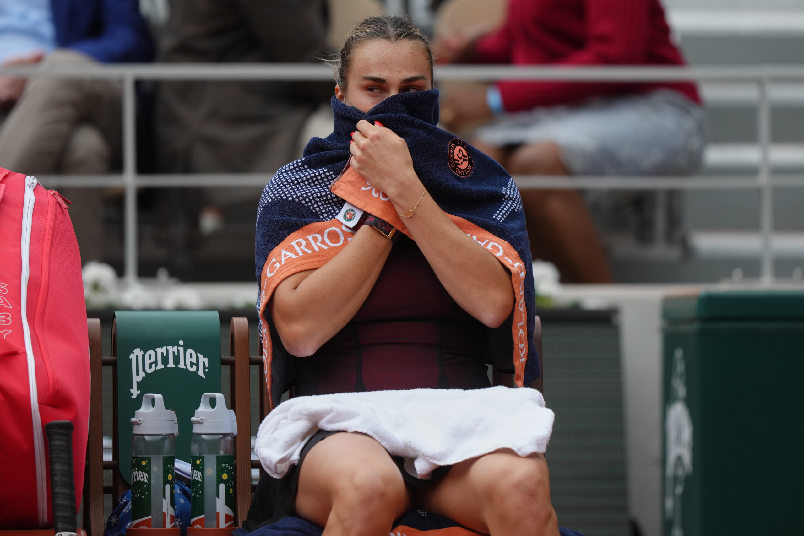 roland garros world no 1 sabalenka suffers shock defeat shnaider through to the semi finals scaled